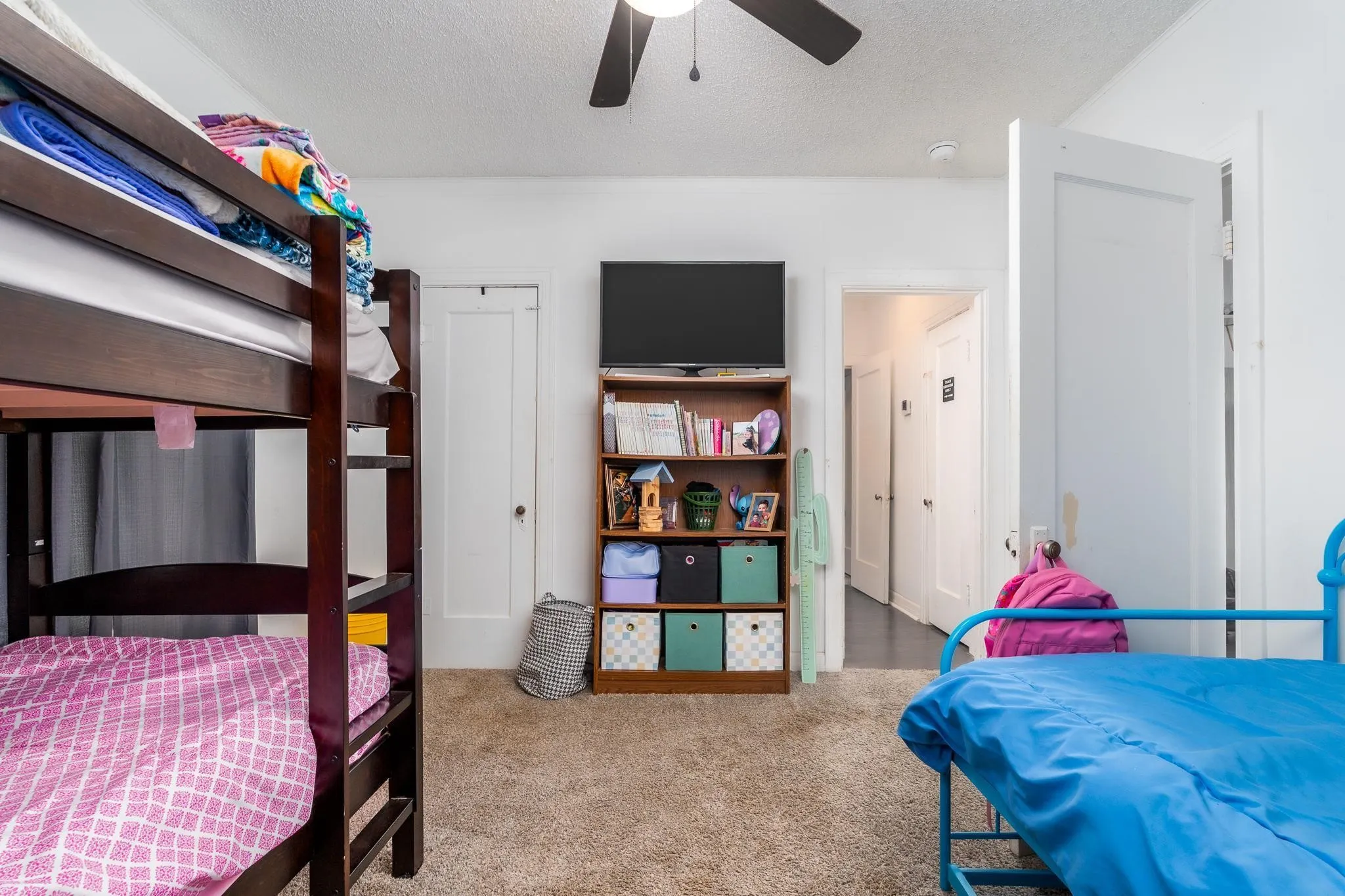 Single Family Residence For Sale in Taylor County , 1618 Chestnut Street, Abilene, Texas 79602, 2 Bedroom, 1 Bathroom, 1 Garage spaces, 1,136 Sqft, built in 1939, mls#21335679, Real Estate Agent in Abilene, Homes For Sale in Taylor county, Homes For Sale in Abilene, Realtor in Abilene Texas, Real Estate Brokerage Independent Realty Texas, Luminita Cordes Realtor