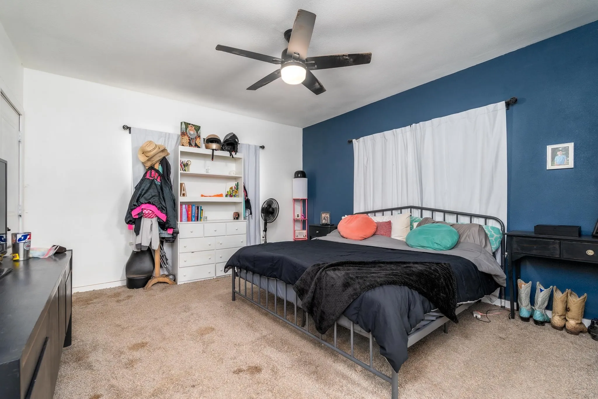 Single Family Residence For Sale in Taylor County , 1618 Chestnut Street, Abilene, Texas 79602, 2 Bedroom, 1 Bathroom, 1 Garage spaces, 1,136 Sqft, built in 1939, mls#21335679, Real Estate Agent in Abilene, Homes For Sale in Taylor county, Homes For Sale in Abilene, Realtor in Abilene Texas, Real Estate Brokerage Independent Realty Texas, Luminita Cordes Realtor