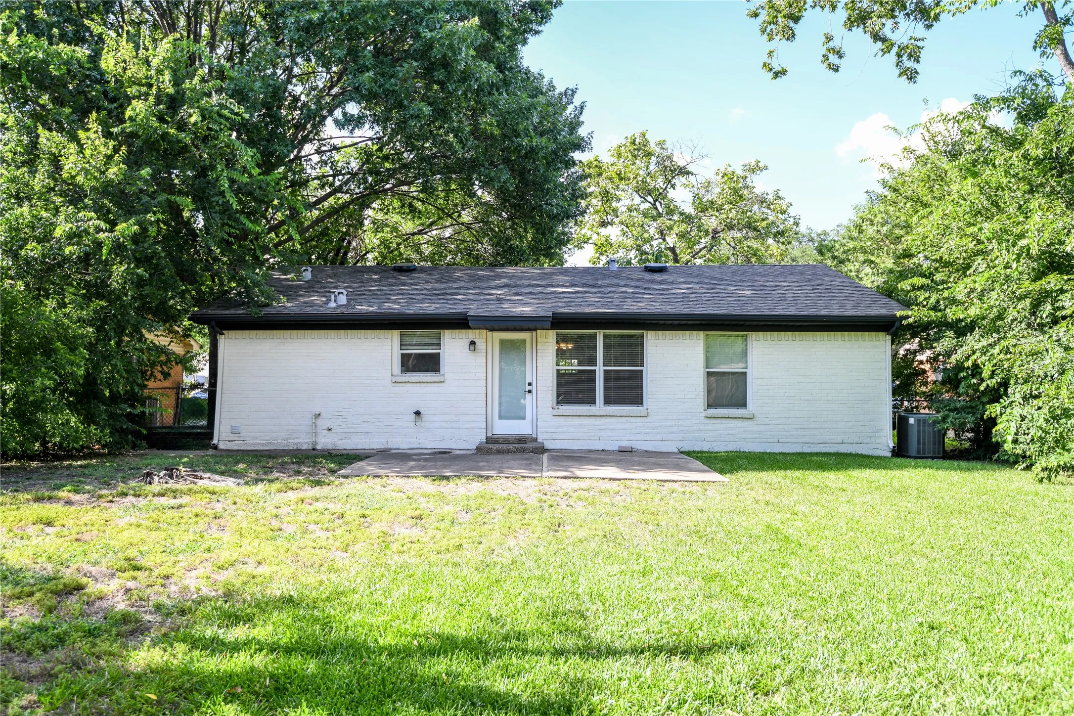 Single Family Residence For Sale in Dallas County , 608 Terrace Drive, Richardson, Texas 75081, 3 Bedroom, 2 Bathroom, Garage spaces, 1,390 Sqft, built in 1960, mls#21335743, Real Estate Agent in Richardson, Homes For Sale in Dallas county, Homes For Sale in Richardson, Realtor in Richardson Texas, Real Estate Brokerage Independent Realty Texas, Luminita Cordes Realtor