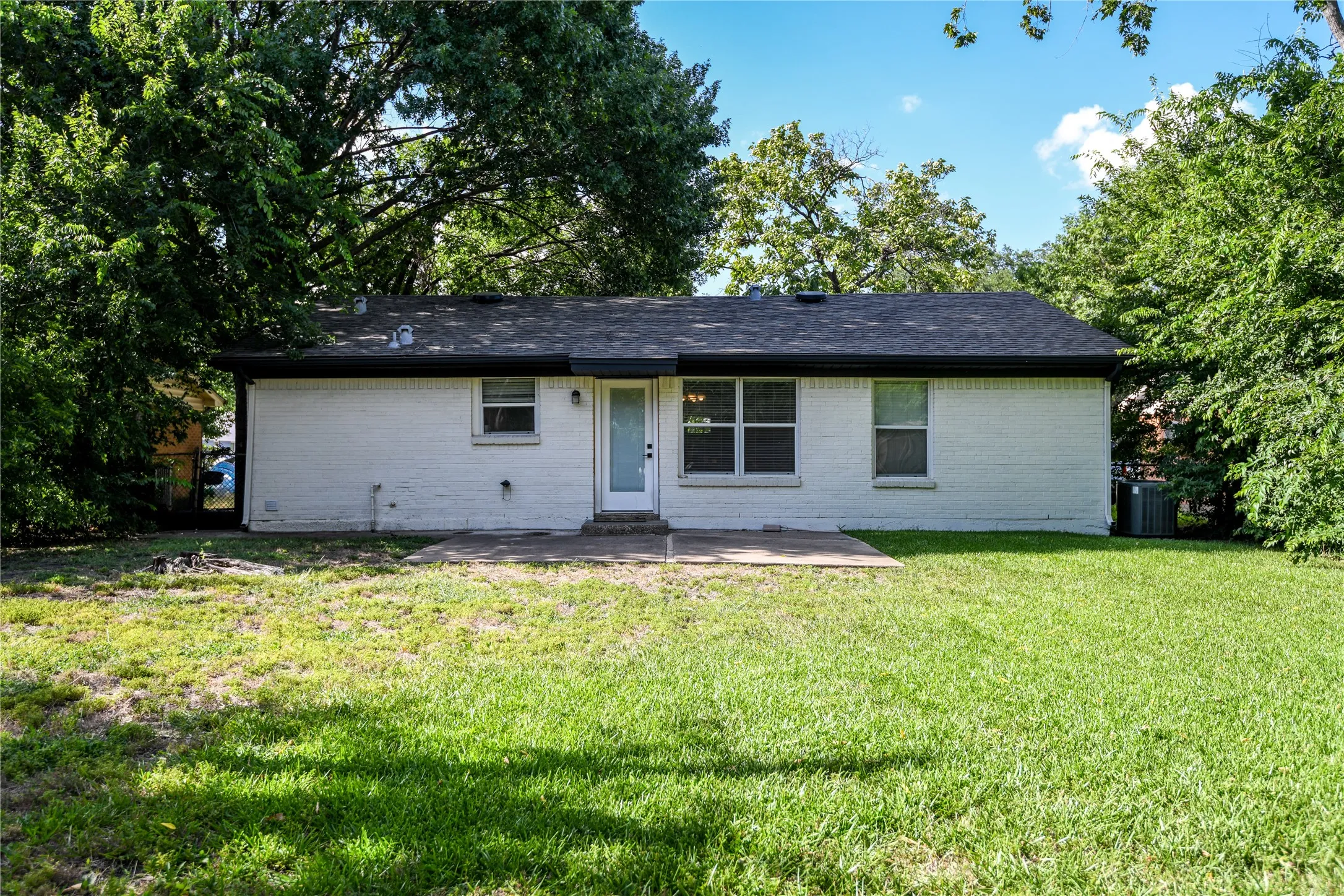 Single Family Residence For Sale in Dallas County , 608 Terrace Drive, Richardson, Texas 75081, 3 Bedroom, 2 Bathroom, Garage spaces, 1,390 Sqft, built in 1960, mls#21335743, Real Estate Agent in Richardson, Homes For Sale in Dallas county, Homes For Sale in Richardson, Realtor in Richardson Texas, Real Estate Brokerage Independent Realty Texas, Luminita Cordes Realtor