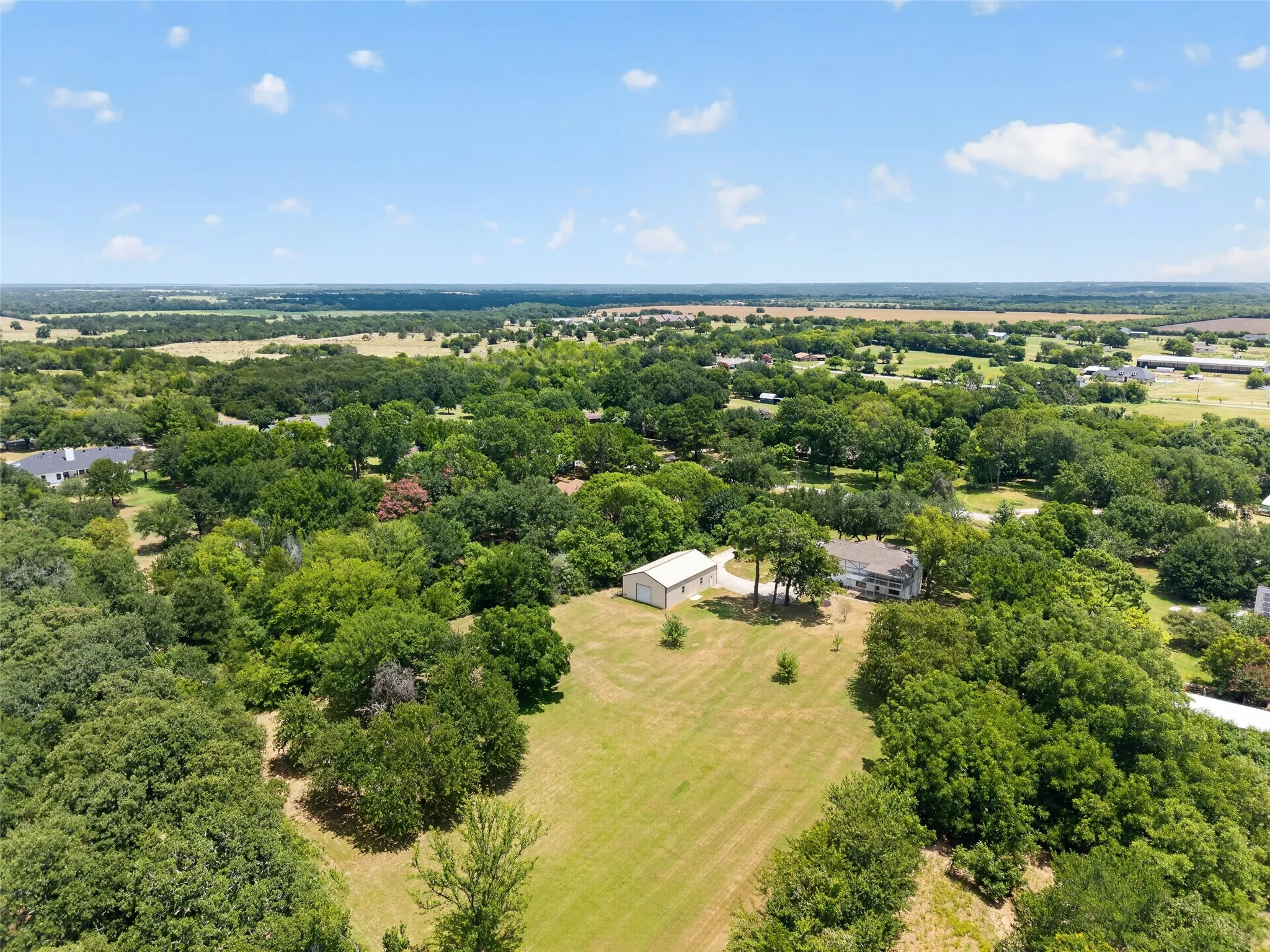 Single Family Residence For Rent in Denton County , 5049 Golden Circle, Denton, Texas 76208, 4 Bedroom, 4 Bathroom, 4 Garage spaces, 3,640 Sqft, built in 1977, mls#21335757, Real Estate Agent in Denton, Homes For Rent in Denton county, Homes For Rent in Denton, Realtor in Denton Texas, Real Estate Brokerage Independent Realty Texas, Luminita Cordes Realtor