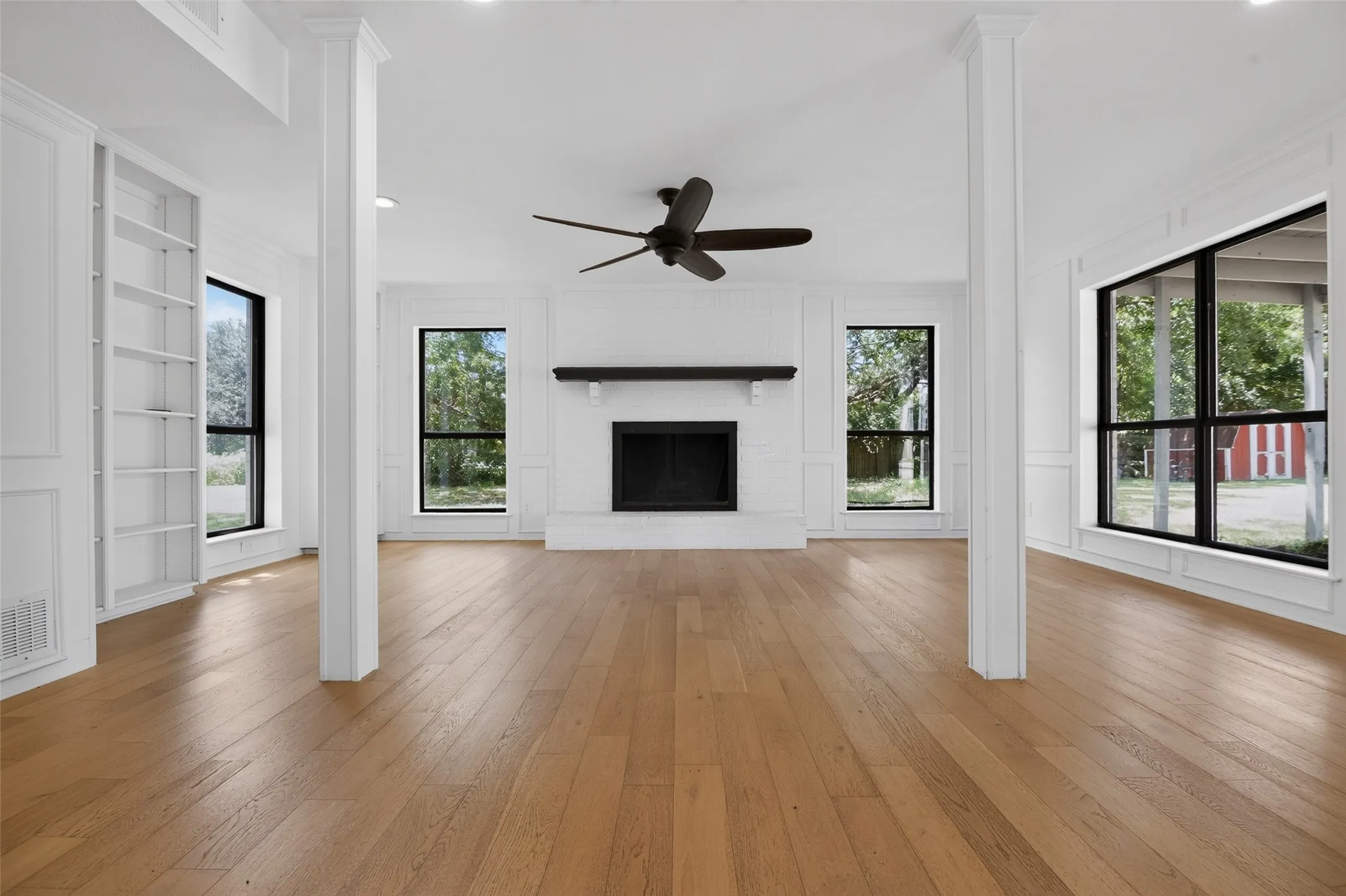 Single Family Residence For Rent in Denton County , 5049 Golden Circle, Denton, Texas 76208, 4 Bedroom, 4 Bathroom, 4 Garage spaces, 3,640 Sqft, built in 1977, mls#21335757, Real Estate Agent in Denton, Homes For Rent in Denton county, Homes For Rent in Denton, Realtor in Denton Texas, Real Estate Brokerage Independent Realty Texas, Luminita Cordes Realtor