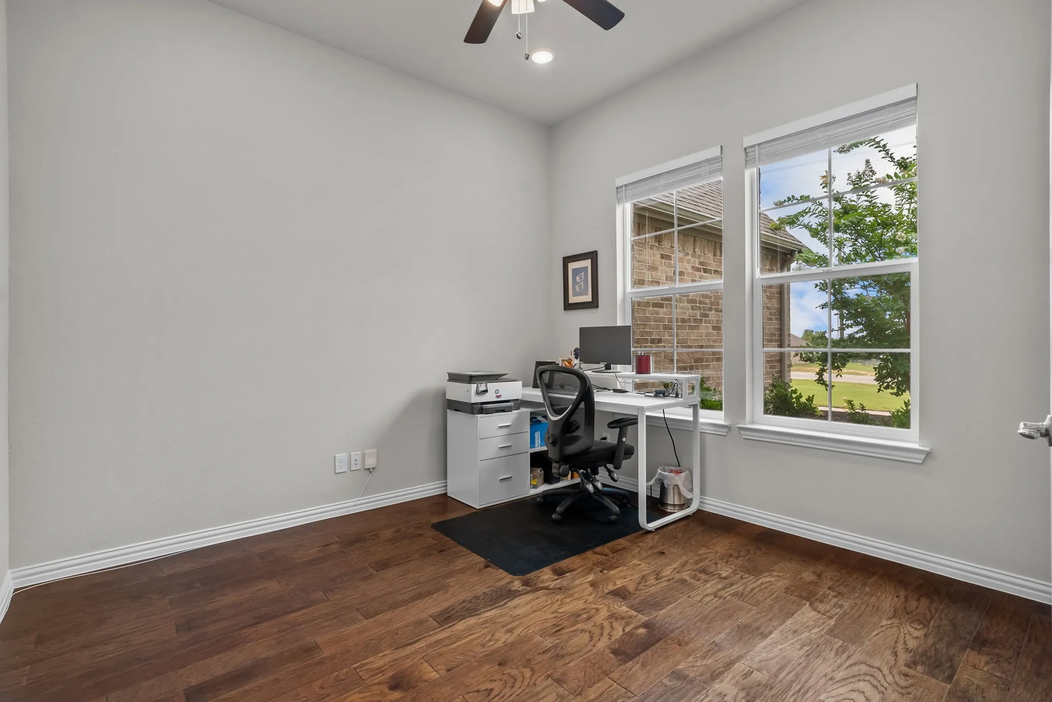Office/flex room