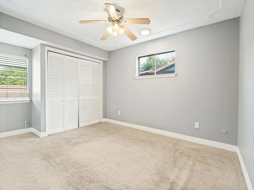 Single Family Residence For Sale in Dallas County , 3122 Cheyenne Street, Irving, Texas 75062, 3 Bedroom, 2 Bathroom, 2 Garage spaces, 1,357 Sqft, built in 1968, mls#21329212, Real Estate Agent in Irving, Homes For Sale in Dallas county, Homes For Sale in Irving, Realtor in Irving Texas, Real Estate Brokerage Independent Realty Texas, Luminita Cordes Realtor