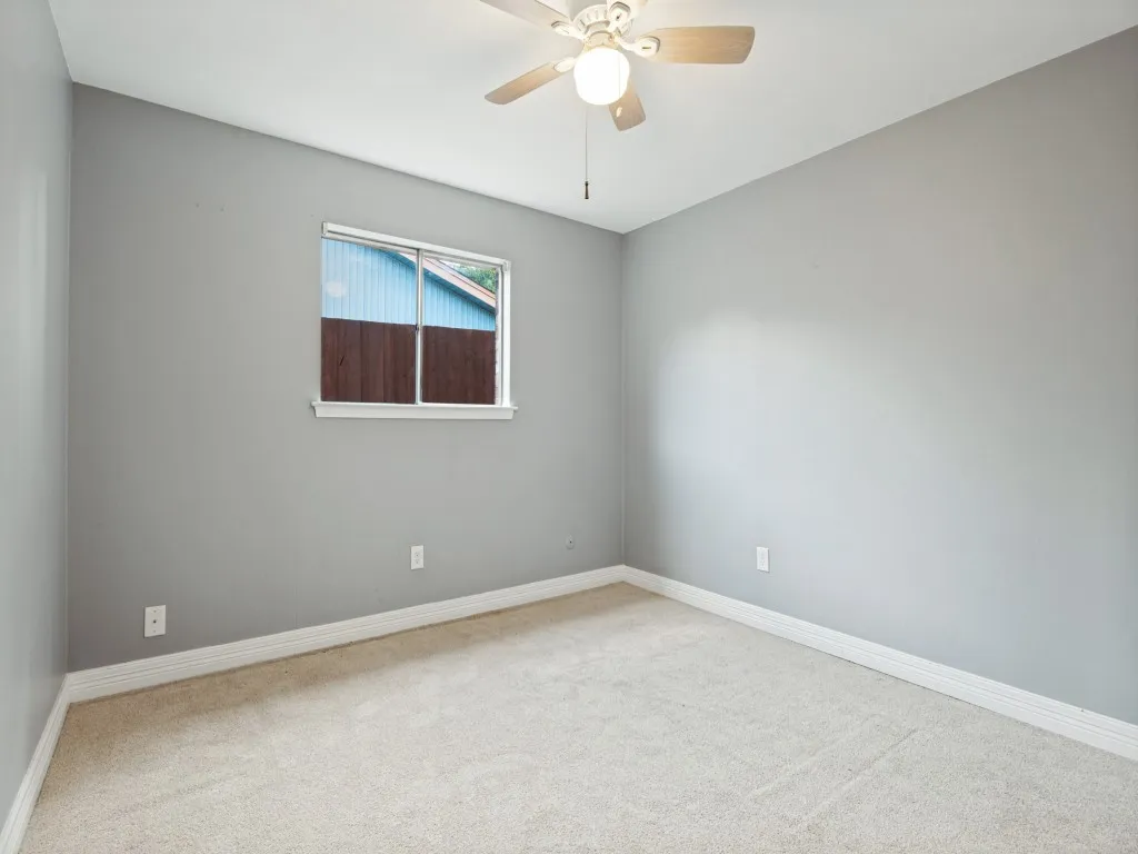 Single Family Residence For Sale in Dallas County , 3122 Cheyenne Street, Irving, Texas 75062, 3 Bedroom, 2 Bathroom, 2 Garage spaces, 1,357 Sqft, built in 1968, mls#21329212, Real Estate Agent in Irving, Homes For Sale in Dallas county, Homes For Sale in Irving, Realtor in Irving Texas, Real Estate Brokerage Independent Realty Texas, Luminita Cordes Realtor