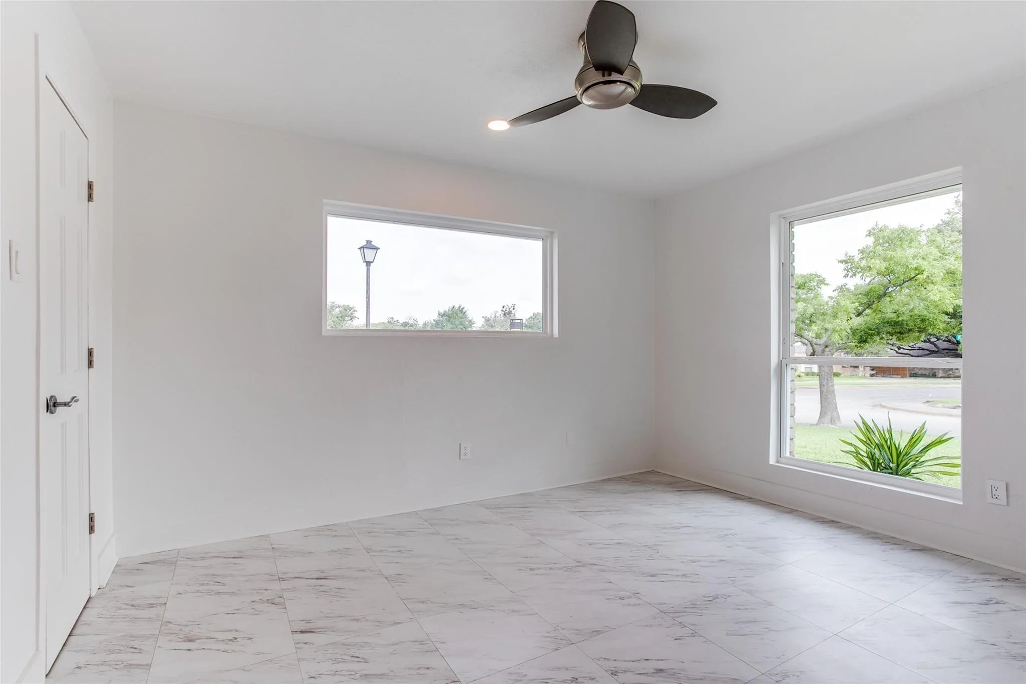 Single Family Residence For Sale in Dallas County , 7208 Fernmeadow Drive, Dallas, Texas 75248, 4 Bedroom, 4 Bathroom, 2 Garage spaces, 3,034 Sqft, built in 1969, mls#21321134, Real Estate Agent in Dallas, Homes For Sale in Dallas county, Homes For Sale in Dallas, Realtor in Dallas Texas, Real Estate Brokerage Independent Realty Texas, Luminita Cordes Realtor