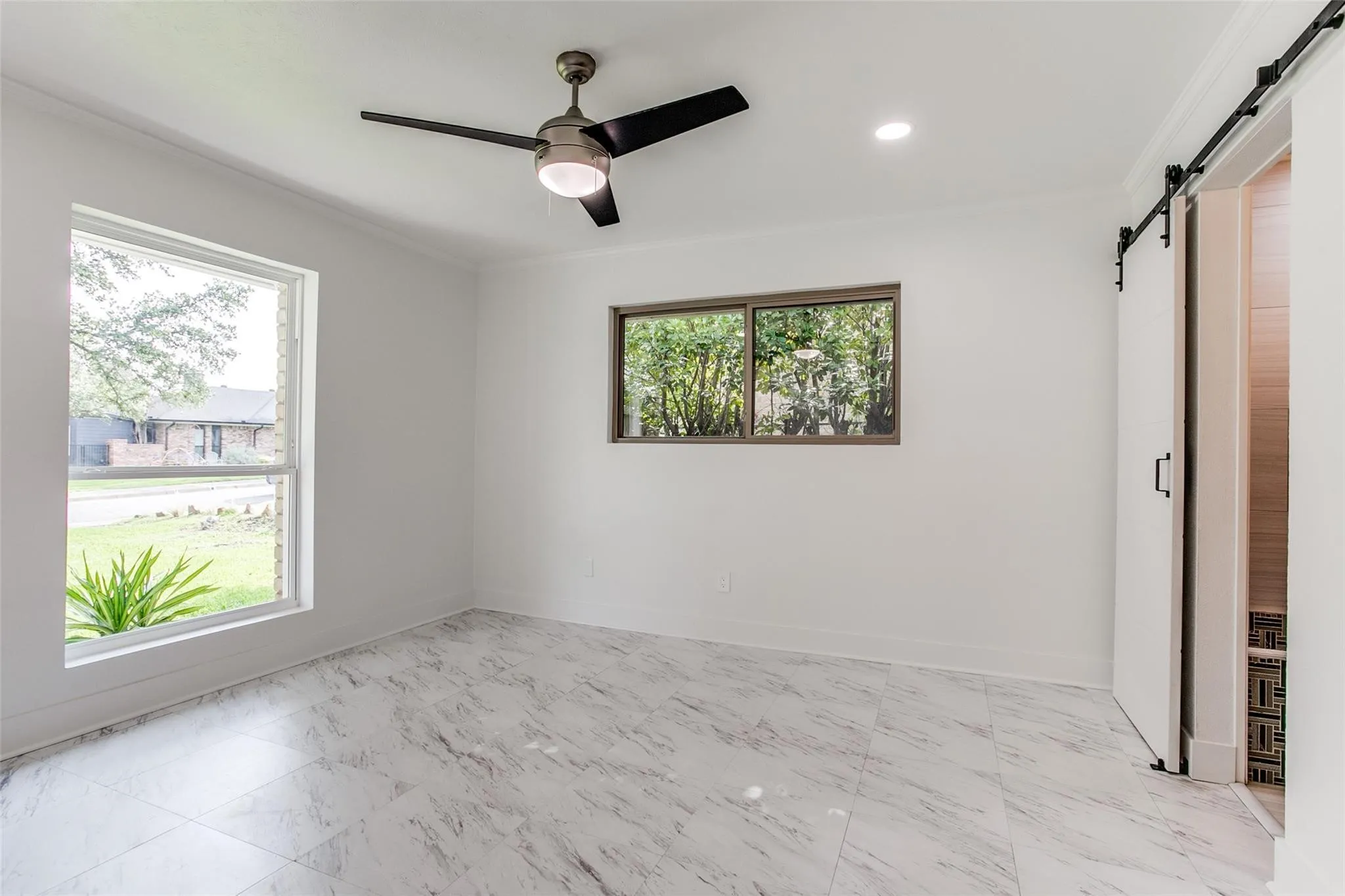 Single Family Residence For Sale in Dallas County , 7208 Fernmeadow Drive, Dallas, Texas 75248, 4 Bedroom, 4 Bathroom, 2 Garage spaces, 3,034 Sqft, built in 1969, mls#21321134, Real Estate Agent in Dallas, Homes For Sale in Dallas county, Homes For Sale in Dallas, Realtor in Dallas Texas, Real Estate Brokerage Independent Realty Texas, Luminita Cordes Realtor