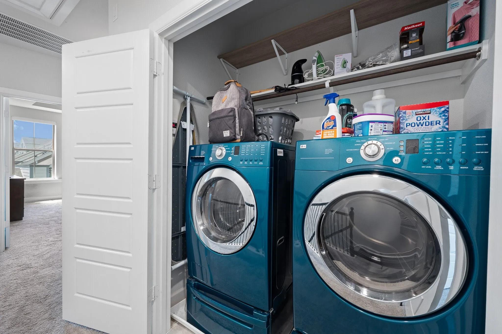 Single Family Residence For Rent in Dallas County , 2739 Flowering Peach Lane, Dallas, Texas 75212, 3 Bedrooms, 4 Bathrooms, 2 Garage spaces, 1,848 Sqft, built in 2019, Price $3,200, mls#21335771, Real Estate Agent in Dallas, Homes For Rent in Dallas county, Homes For Rent in Dallas, Realtor in Dallas Texas, Real Estate Brokerage Independent Realty Texas, Luminita Cordes Realtor