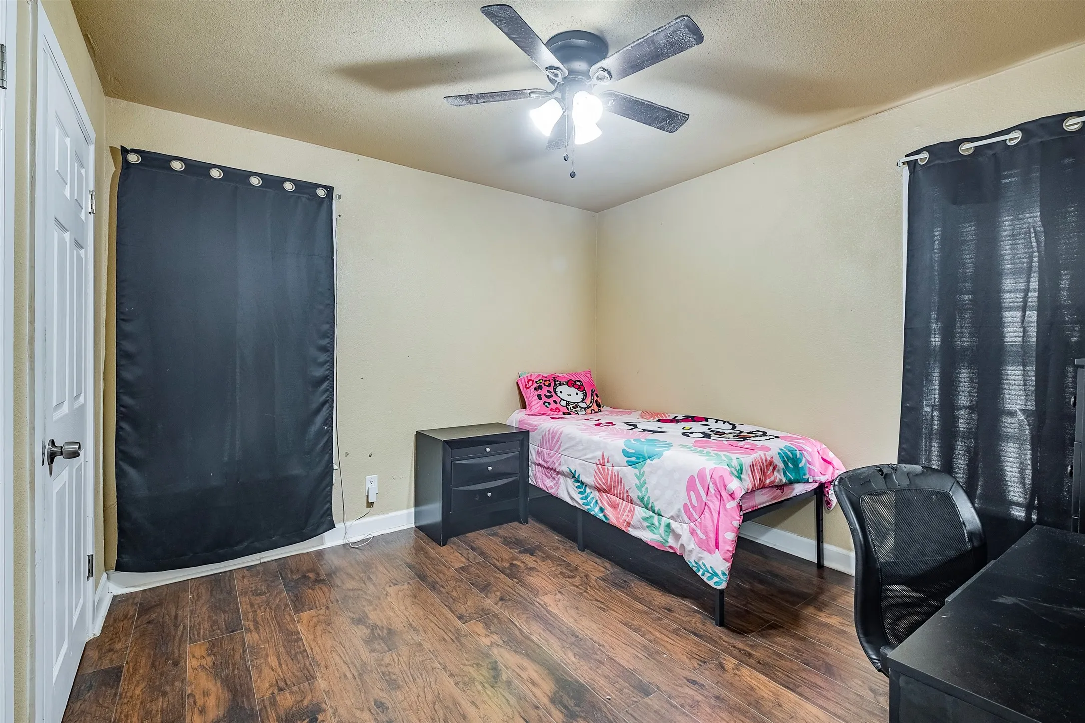 Single Family Residence For Sale in Tarrant County , 3624 Hardeman Street, Fort Worth, Texas 76119, 3 Bedrooms, 1 Bathroom, Garage spaces, 1,042 Sqft, built in 1951, Price $199,000, mls#21335777, Real Estate Agent in Fort Worth, Homes For Sale in Tarrant county, Homes For Sale in Fort Worth, Realtor in Fort Worth Texas, Real Estate Brokerage Independent Realty Texas, Luminita Cordes Realtor