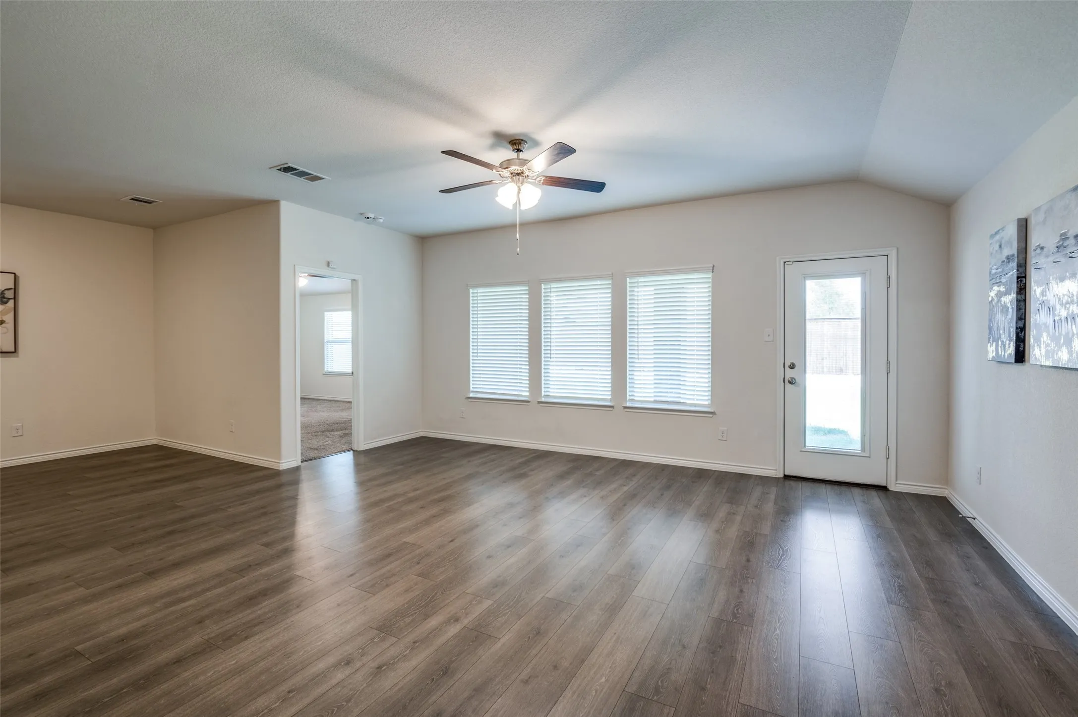 Single Family Residence For Sale in Denton County , 6409 Windsor Lane, Celina, Texas 76227, 4 Bedroom, 2 Bathroom, 2 Garage spaces, 1,855 Sqft, built in 2021, mls#21335534, Real Estate Agent in Celina, Homes For Sale in Denton county, Homes For Sale in Celina, Realtor in Celina Texas, Real Estate Brokerage Independent Realty Texas, Luminita Cordes Realtor