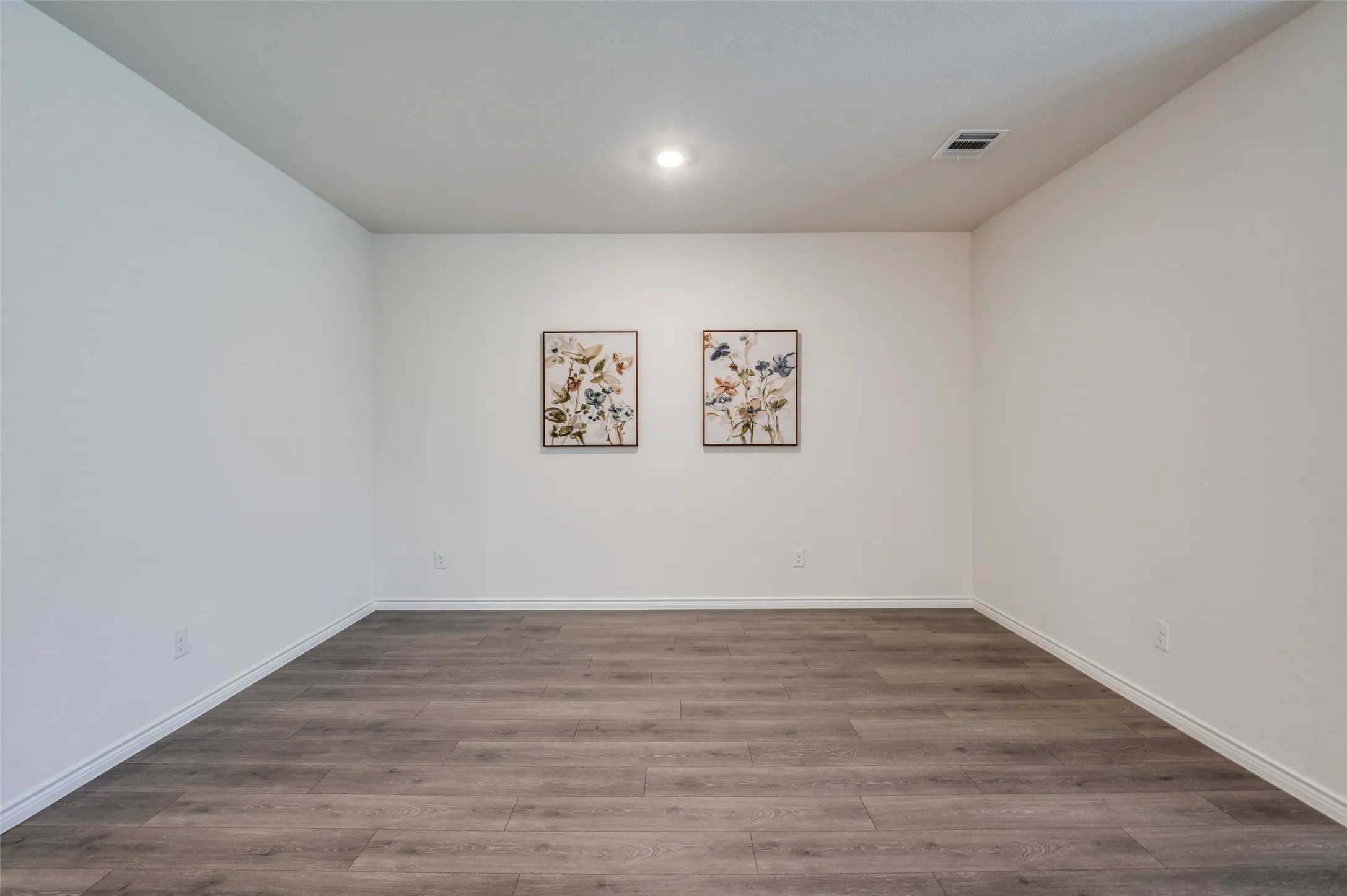 Single Family Residence For Sale in Denton County , 6409 Windsor Lane, Celina, Texas 76227, 4 Bedroom, 2 Bathroom, 2 Garage spaces, 1,855 Sqft, built in 2021, mls#21335534, Real Estate Agent in Celina, Homes For Sale in Denton county, Homes For Sale in Celina, Realtor in Celina Texas, Real Estate Brokerage Independent Realty Texas, Luminita Cordes Realtor