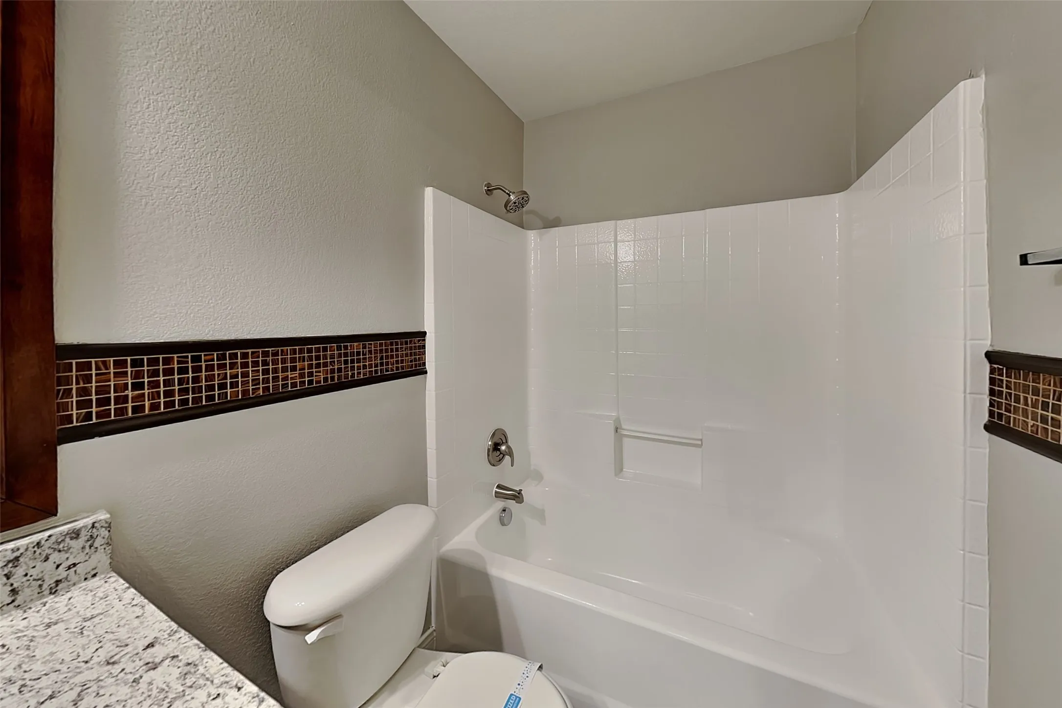 Single Family Residence For Rent in Tarrant County , 5800 Blue Ribbon Road, Fort Worth, Texas 76179, 3 Bedroom, 2 Bathroom, 2 Garage spaces, 2,034 Sqft, built in 2005, mls#21335780, Real Estate Agent in Fort Worth, Homes For Rent in Tarrant county, Homes For Rent in Fort Worth, Realtor in Fort Worth Texas, Real Estate Brokerage Independent Realty Texas, Luminita Cordes Realtor