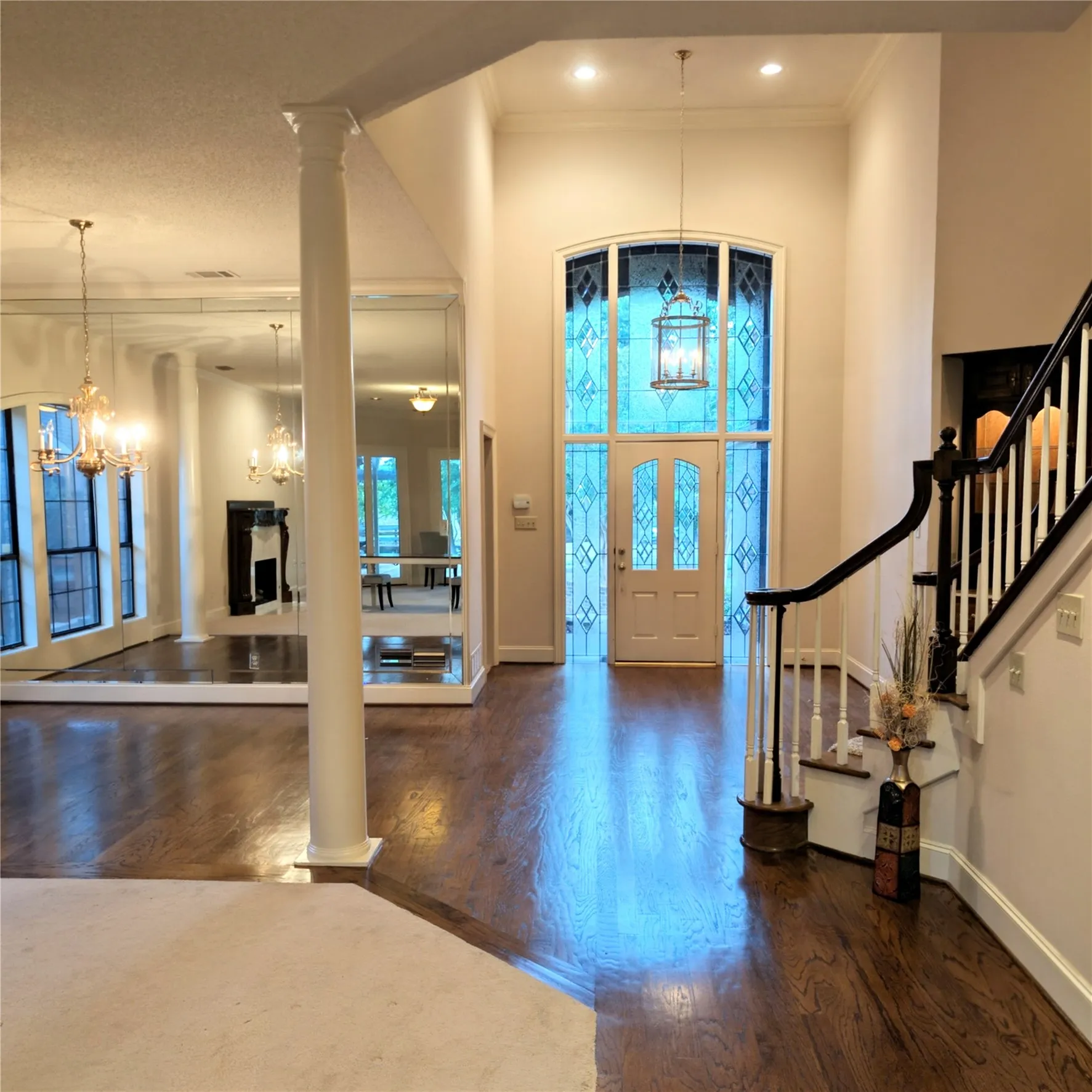 Single Family Residence For Sale in Dallas County , 14 Winding Creek Trail, Garland, Texas 75043, 4 Bedroom, 4 Bathroom, 2 Garage spaces, 3,682 Sqft, built in 1985, mls#21324682, Real Estate Agent in Garland, Homes For Sale in Dallas county, Homes For Sale in Garland, Realtor in Garland Texas, Real Estate Brokerage Independent Realty Texas, Luminita Cordes Realtor