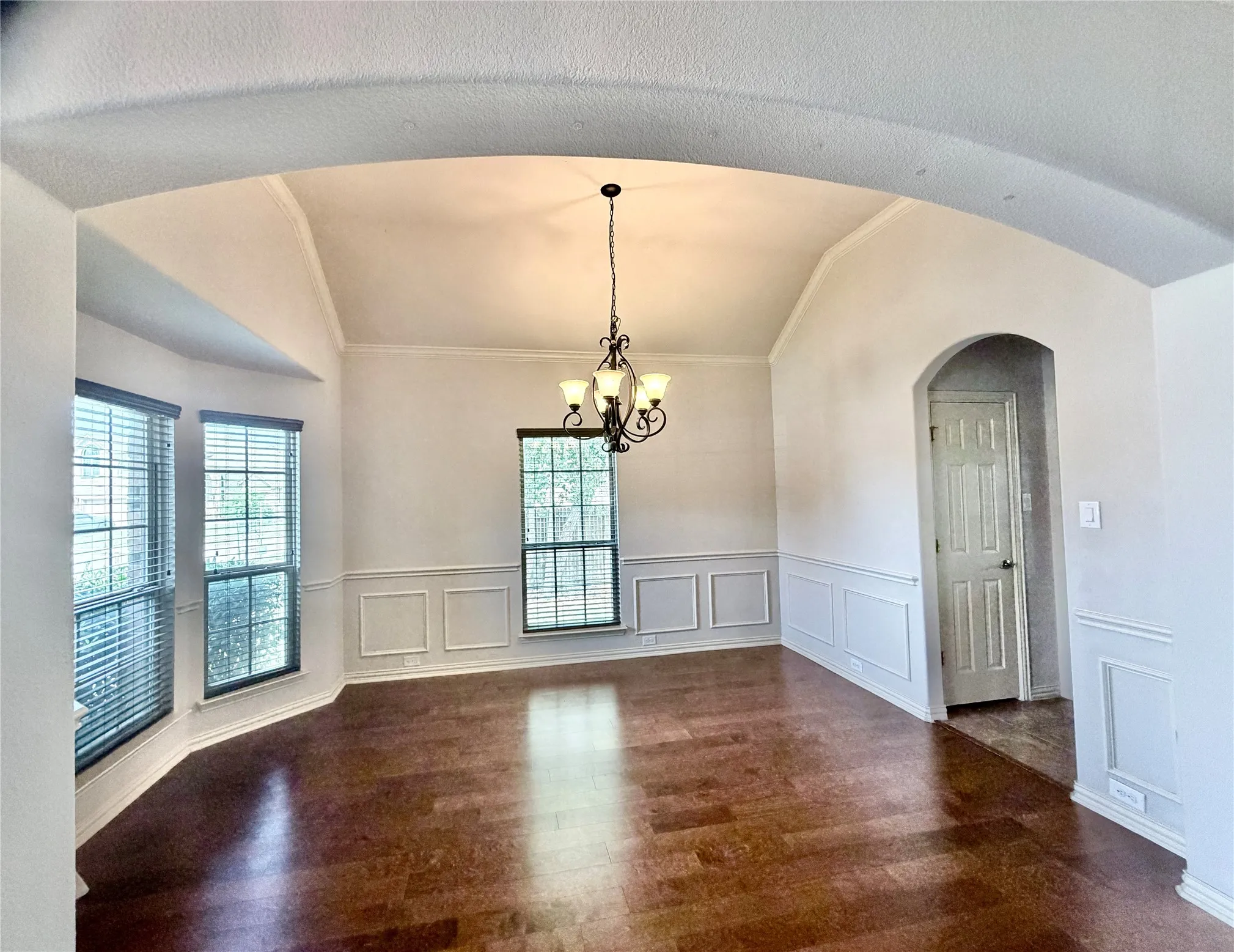 Single Family Residence For Rent in Tarrant County , 1701 Creosote Drive, Fort Worth, Texas 76177, 5 Bedroom, 3 Bathroom, 2 Garage spaces, 2,610 Sqft, built in 2016, mls#21335787, Real Estate Agent in Fort Worth, Homes For Rent in Tarrant county, Homes For Rent in Fort Worth, Realtor in Fort Worth Texas, Real Estate Brokerage Independent Realty Texas, Luminita Cordes Realtor