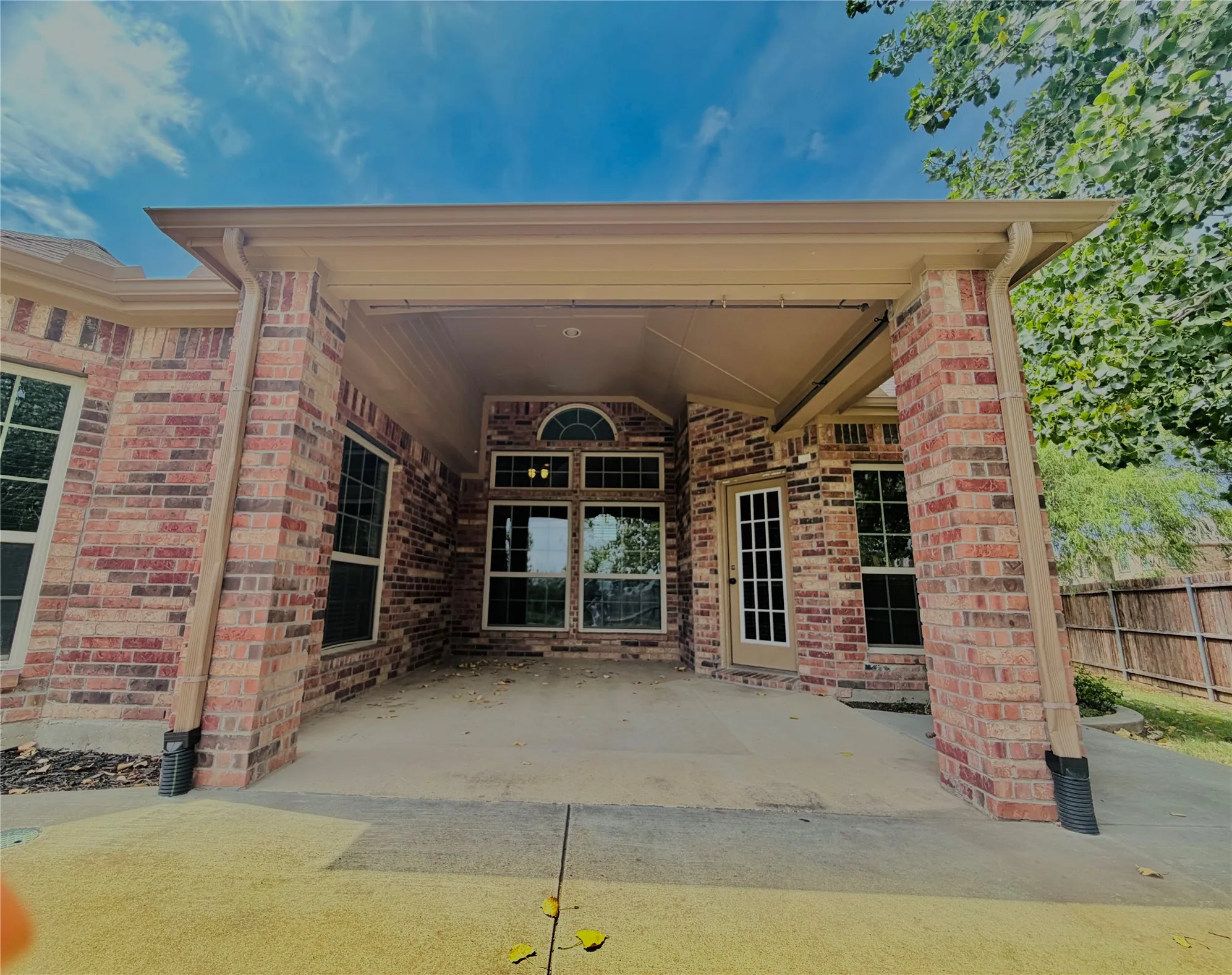 Single Family Residence For Rent in Tarrant County , 1701 Creosote Drive, Fort Worth, Texas 76177, 5 Bedroom, 3 Bathroom, 2 Garage spaces, 2,610 Sqft, built in 2016, mls#21335787, Real Estate Agent in Fort Worth, Homes For Rent in Tarrant county, Homes For Rent in Fort Worth, Realtor in Fort Worth Texas, Real Estate Brokerage Independent Realty Texas, Luminita Cordes Realtor
