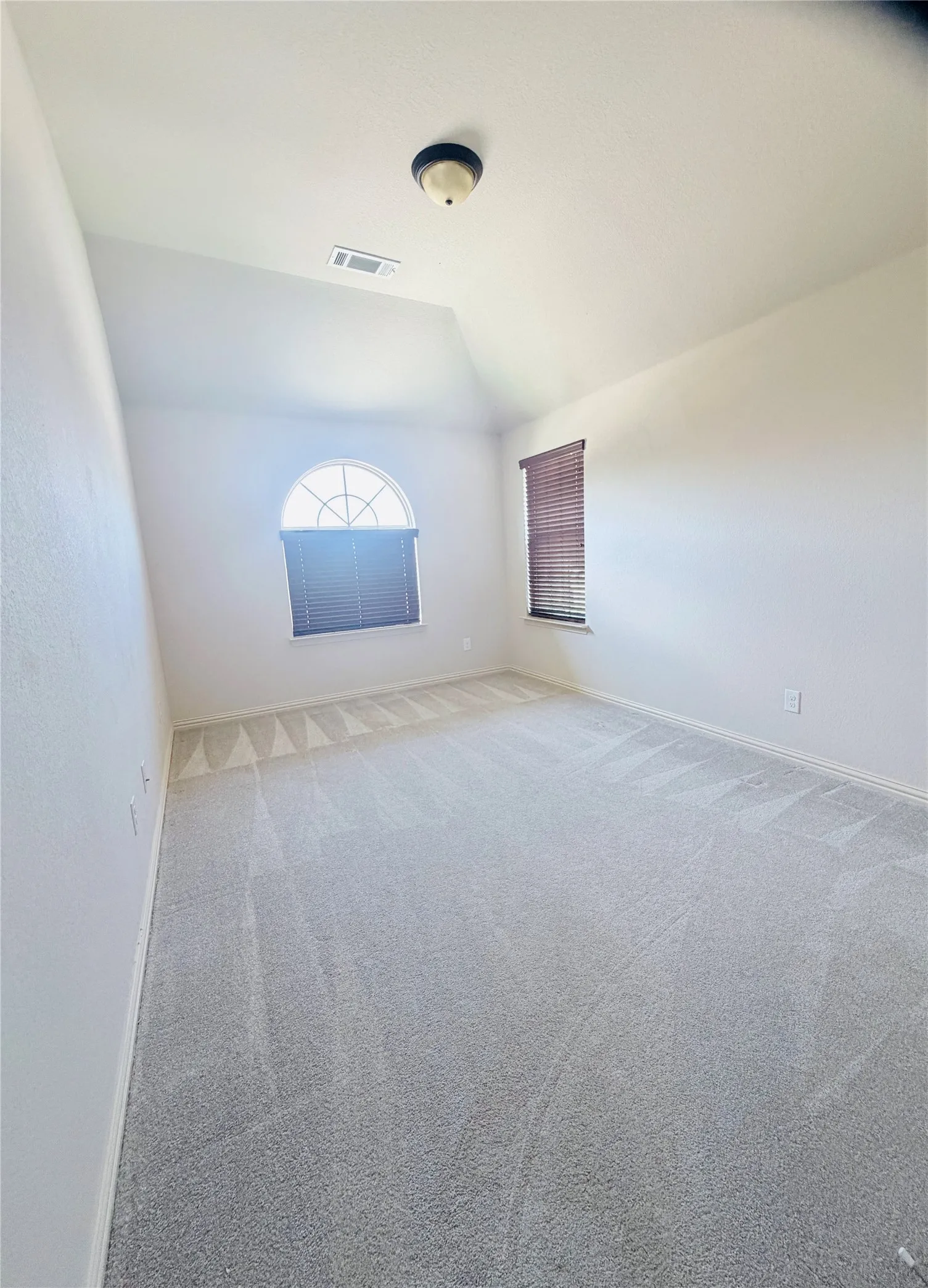 Single Family Residence For Rent in Tarrant County , 1701 Creosote Drive, Fort Worth, Texas 76177, 5 Bedroom, 3 Bathroom, 2 Garage spaces, 2,610 Sqft, built in 2016, mls#21335787, Real Estate Agent in Fort Worth, Homes For Rent in Tarrant county, Homes For Rent in Fort Worth, Realtor in Fort Worth Texas, Real Estate Brokerage Independent Realty Texas, Luminita Cordes Realtor