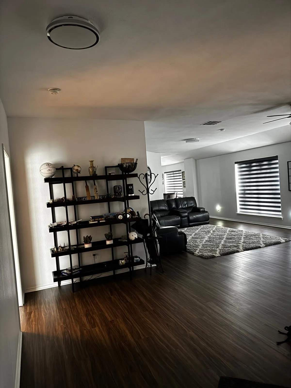 Single Family Residence For Rent in Collin County , 9900 Coolidge Drive, Mc Kinney, Texas 75072, 3 Bedroom, 2 Bathroom, 2 Garage spaces, 2,036 Sqft, built in 2004, mls#21335364, Real Estate Agent in Mc Kinney, Homes For Rent in Collin county, Homes For Rent in Mc Kinney, Realtor in Mc Kinney Texas, Real Estate Brokerage Independent Realty Texas, Luminita Cordes Realtor