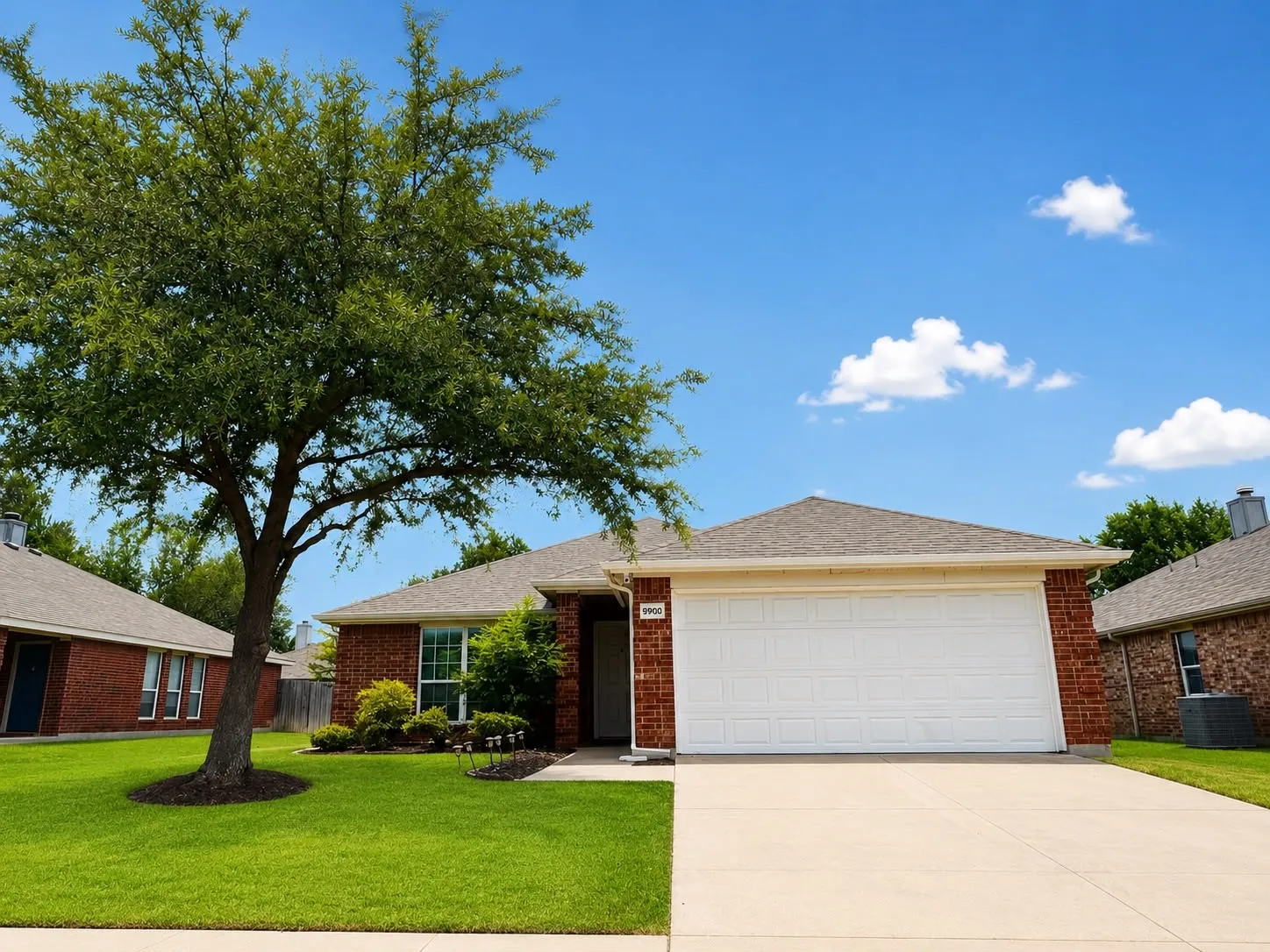 Single Family Residence For Rent in Collin County , 9900 Coolidge Drive, Mc Kinney, Texas 75072, 3 Bedroom, 2 Bathroom, 2 Garage spaces, 2,036 Sqft, built in 2004, mls#21335364, Real Estate Agent in Mc Kinney, Homes For Rent in Collin county, Homes For Rent in Mc Kinney, Realtor in Mc Kinney Texas, Real Estate Brokerage Independent Realty Texas, Luminita Cordes Realtor