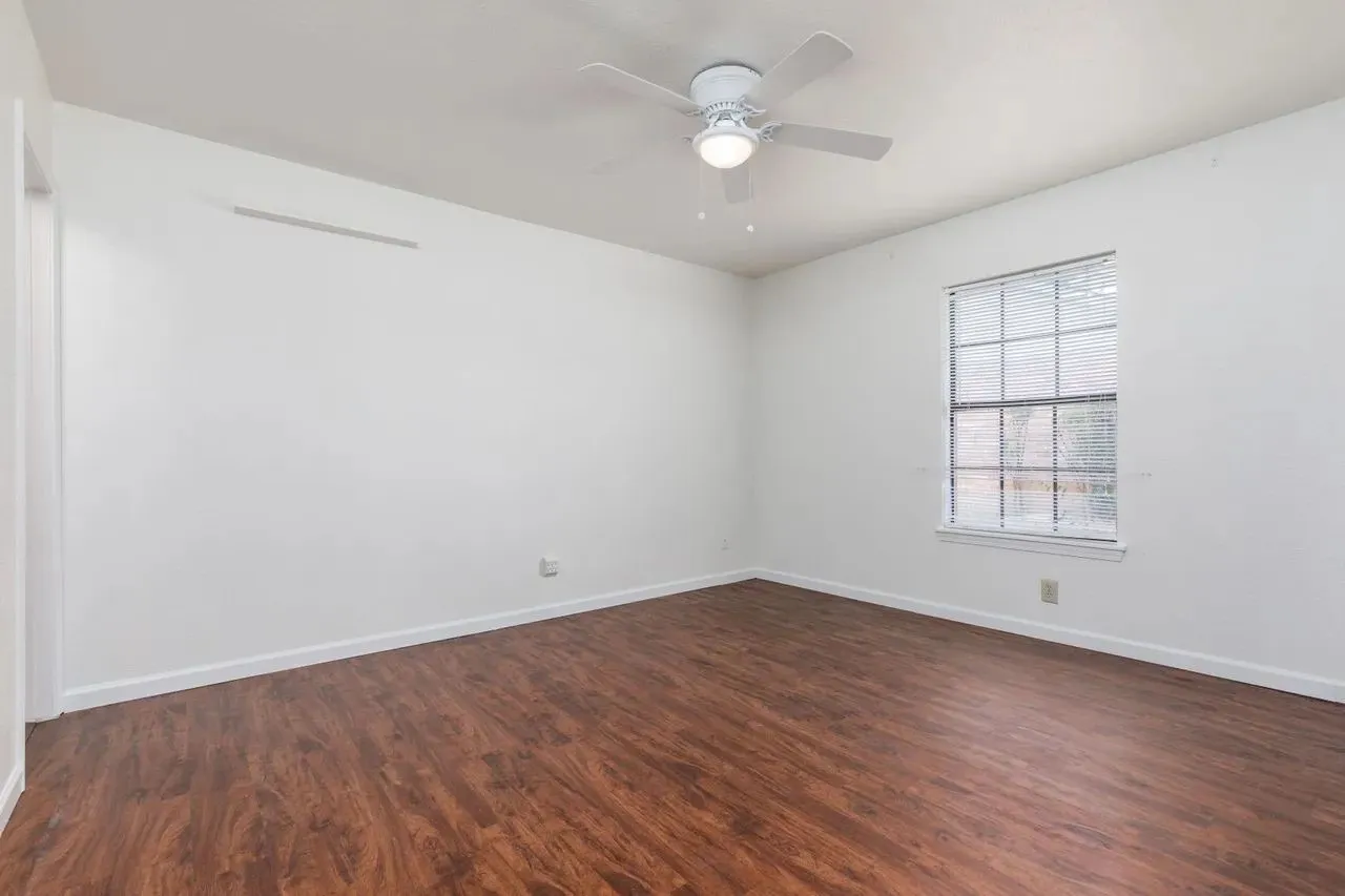 Single Family Residence For Rent in Collin County , 33 Crockett Court, Allen, Texas 75002, 3 Bedroom, 2 Bathroom, 1 Garage spaces, 1,280 Sqft, built in 1984, mls#21321463, Real Estate Agent in Allen, Homes For Rent in Collin county, Homes For Rent in Allen, Realtor in Allen Texas, Real Estate Brokerage Independent Realty Texas, Luminita Cordes Realtor