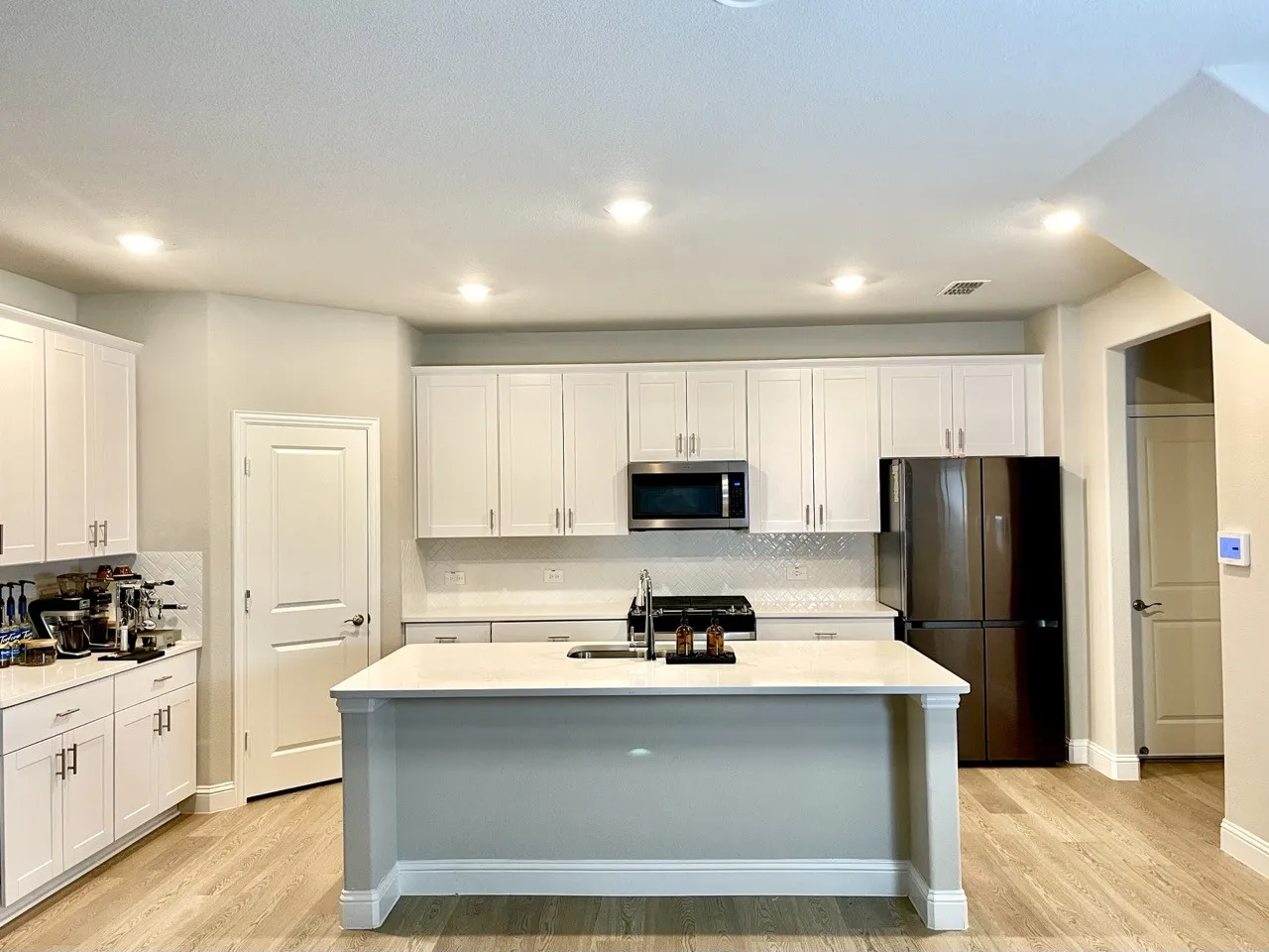 Kitchen 1