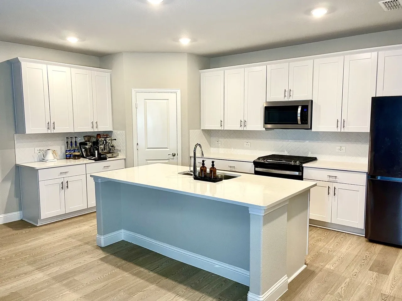 Kitchen 1-2