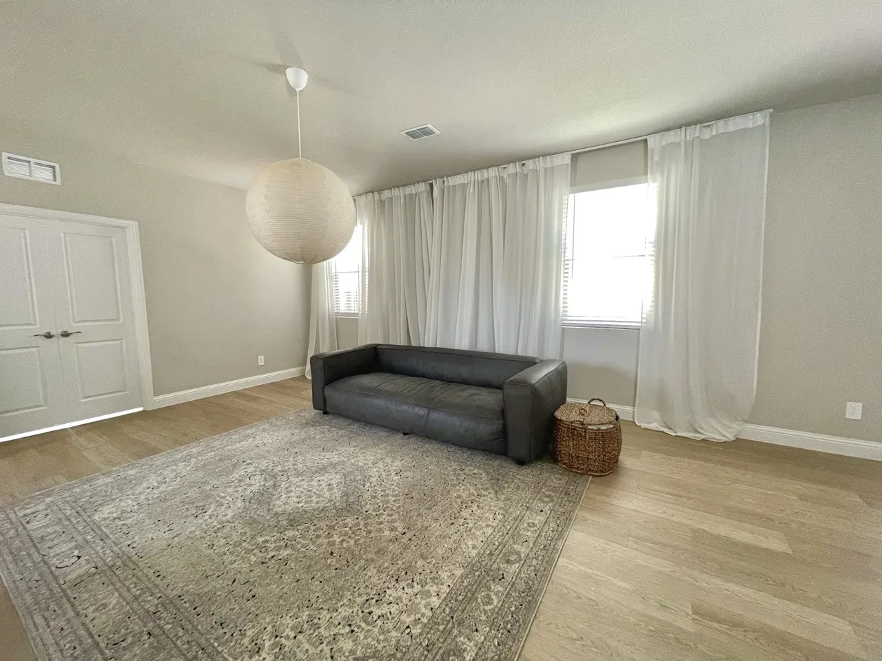 Living room 1