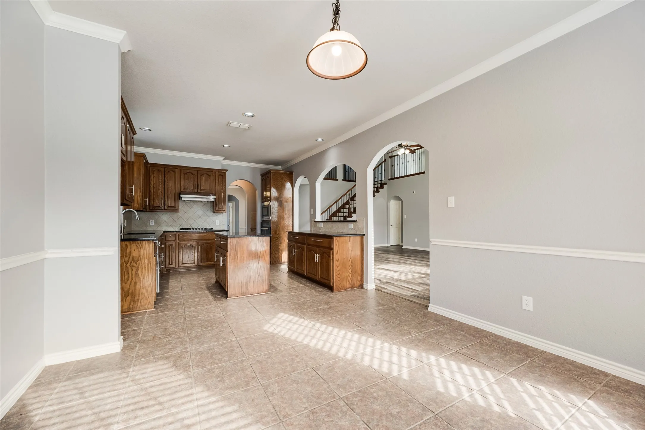 Single Family Residence For Rent in Collin County , 213 Palomino Court, Celina, Texas 75009, 5 Bedroom, 4 Bathroom, 3 Garage spaces, 3,402 Sqft, built in 2007, mls#21335804, Real Estate Agent in Celina, Homes For Rent in Collin county, Homes For Rent in Celina, Realtor in Celina Texas, Real Estate Brokerage Independent Realty Texas, Luminita Cordes Realtor