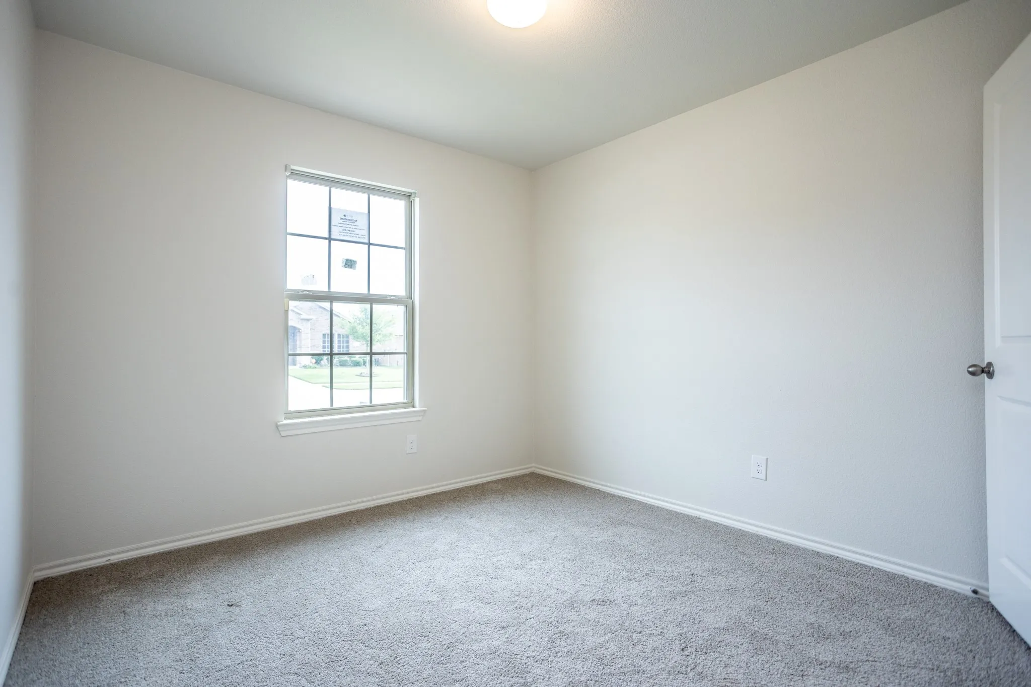 Single Family Residence For Sale in Denton County , 709 Alton Drive, Aubrey, Texas 76227, 3 Bedroom, 2 Bathroom, 2 Garage spaces, 1,258 Sqft, built in 2019, mls#21335790, Real Estate Agent in Aubrey, Homes For Sale in Denton county, Homes For Sale in Aubrey, Realtor in Aubrey Texas, Real Estate Brokerage Independent Realty Texas, Luminita Cordes Realtor