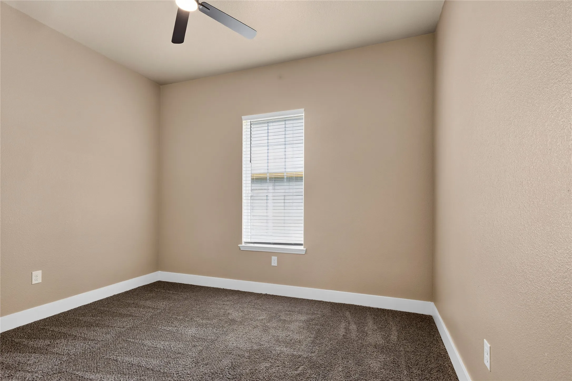 Single Family Residence For Sale in Fannin County , 403 S 4th Street, Bonham, Texas 75418, 3 Bedroom, 2 Bathroom, 2 Garage spaces, 1,473 Sqft, built in 2026, Price $285,000, mls#21335690, Real Estate Agent in Bonham, Homes For Sale in Fannin county, Homes For Sale in Bonham, Realtor in Bonham Texas, Real Estate Brokerage Independent Realty Texas, Luminita Cordes Realtor