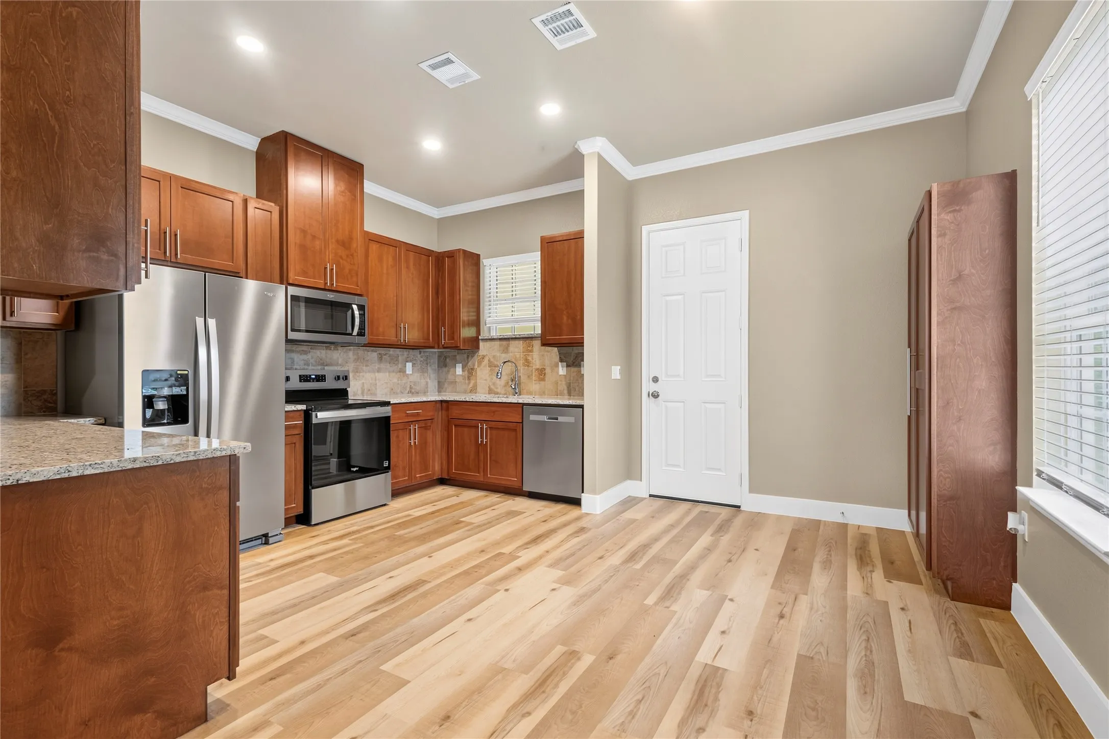 Single Family Residence For Sale in Fannin County , 403 S 4th Street, Bonham, Texas 75418, 3 Bedroom, 2 Bathroom, 2 Garage spaces, 1,473 Sqft, built in 2026, Price $285,000, mls#21335690, Real Estate Agent in Bonham, Homes For Sale in Fannin county, Homes For Sale in Bonham, Realtor in Bonham Texas, Real Estate Brokerage Independent Realty Texas, Luminita Cordes Realtor