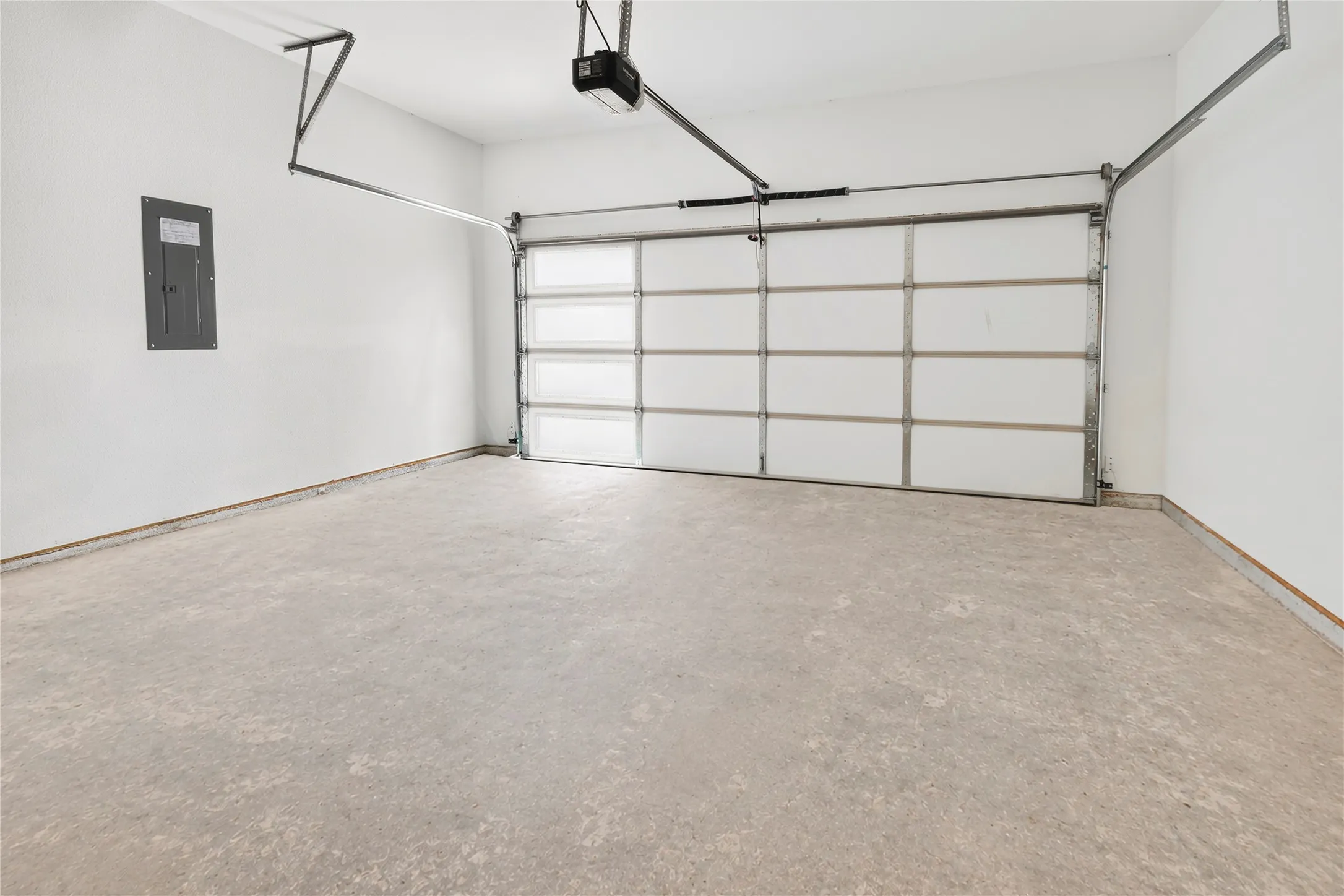Single Family Residence For Sale in Fannin County , 613 S 5th Street, Bonham, Texas 75418, 3 Bedroom, 2 Bathroom, 2 Garage spaces, 1,473 Sqft, built in 2026, Price $290,000, mls#21335697, Real Estate Agent in Bonham, Homes For Sale in Fannin county, Homes For Sale in Bonham, Realtor in Bonham Texas, Real Estate Brokerage Independent Realty Texas, Luminita Cordes Realtor