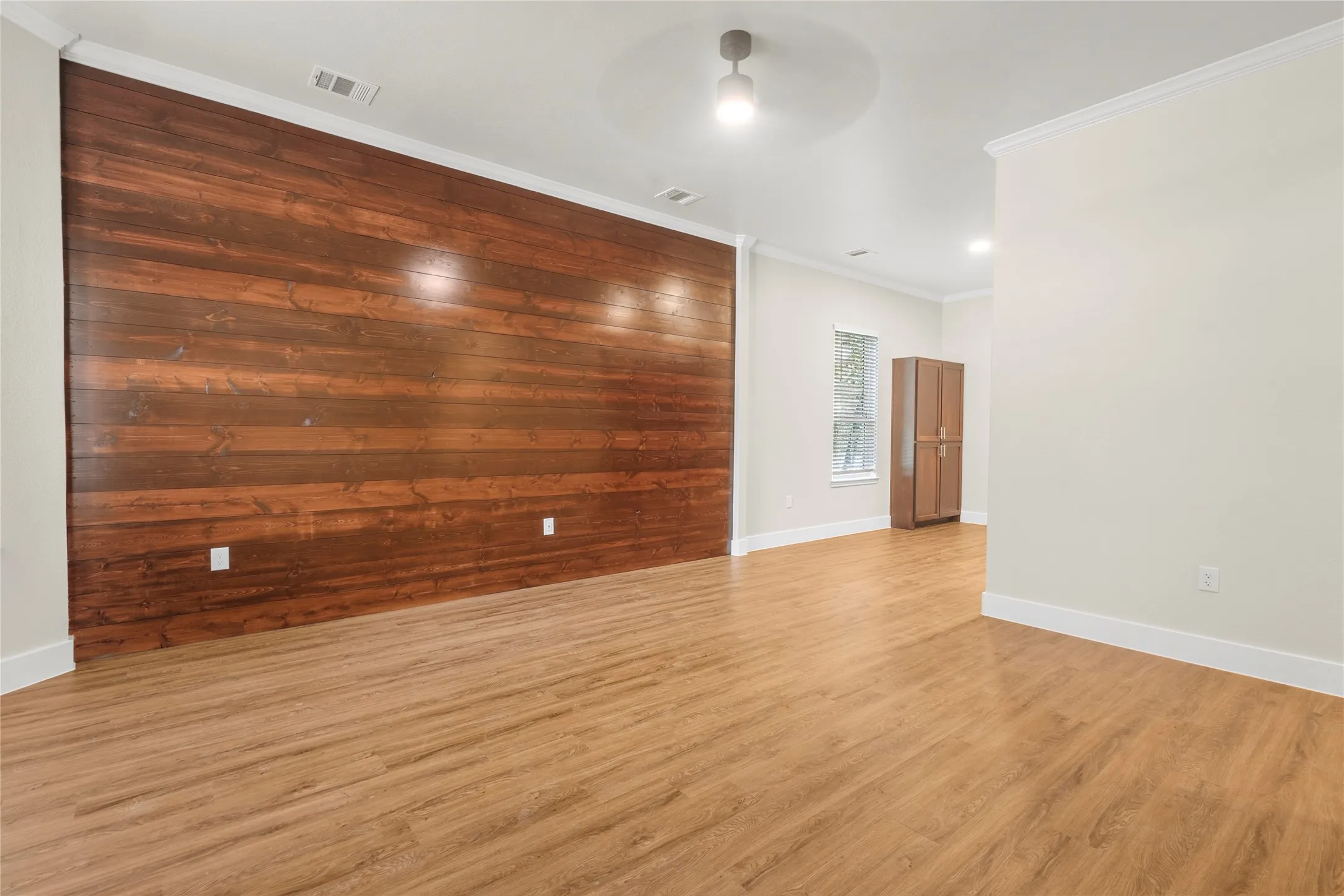 Single Family Residence For Sale in Fannin County , 613 S 5th Street, Bonham, Texas 75418, 3 Bedroom, 2 Bathroom, 2 Garage spaces, 1,473 Sqft, built in 2026, Price $290,000, mls#21335697, Real Estate Agent in Bonham, Homes For Sale in Fannin county, Homes For Sale in Bonham, Realtor in Bonham Texas, Real Estate Brokerage Independent Realty Texas, Luminita Cordes Realtor