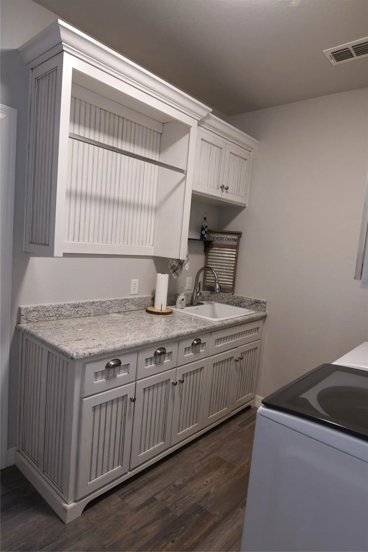 Farm For Sale in Montague County , 1809 Carminati Road, Montague, Texas 76251, 2 Bedroom, 2 Bathroom, 2 Garage spaces, 1,730 Sqft, built in 2017, mls#21334863, Real Estate Agent in Montague, Homes For Sale in Montague county, Homes For Sale in Montague, Realtor in Montague Texas, Real Estate Brokerage Independent Realty Texas, Luminita Cordes Realtor