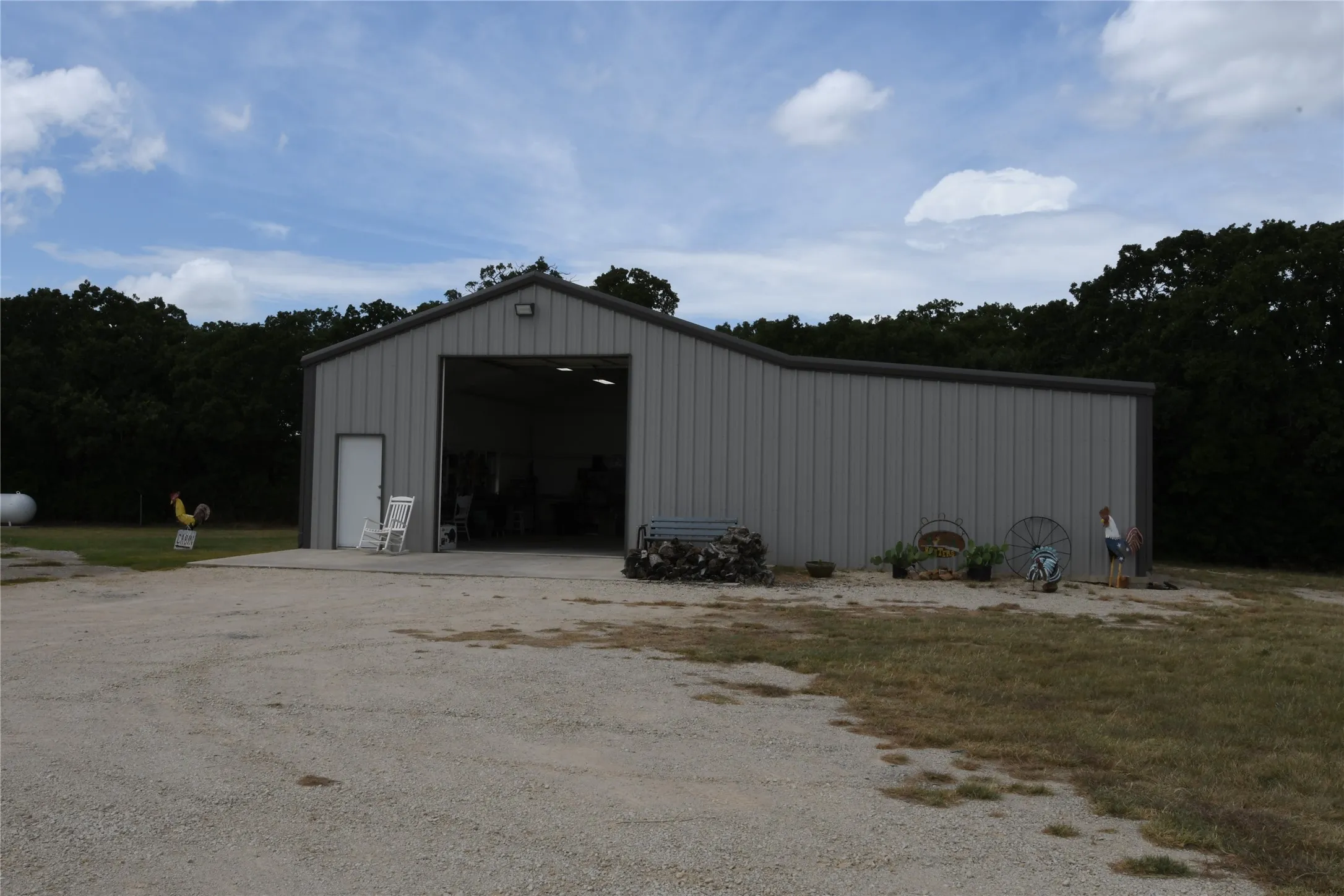 Farm For Sale in Montague County , 1809 Carminati Road, Montague, Texas 76251, 2 Bedroom, 2 Bathroom, 2 Garage spaces, 1,730 Sqft, built in 2017, mls#21334863, Real Estate Agent in Montague, Homes For Sale in Montague county, Homes For Sale in Montague, Realtor in Montague Texas, Real Estate Brokerage Independent Realty Texas, Luminita Cordes Realtor