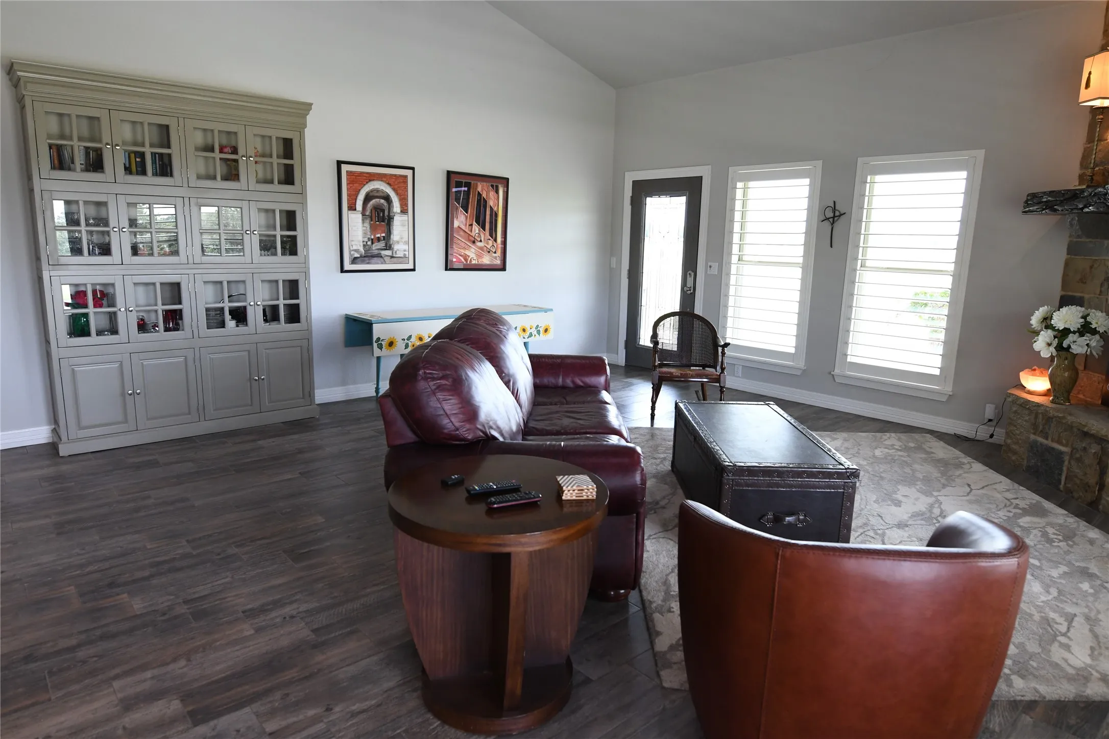 Farm For Sale in Montague County , 1809 Carminati Road, Montague, Texas 76251, 2 Bedroom, 2 Bathroom, 2 Garage spaces, 1,730 Sqft, built in 2017, mls#21334863, Real Estate Agent in Montague, Homes For Sale in Montague county, Homes For Sale in Montague, Realtor in Montague Texas, Real Estate Brokerage Independent Realty Texas, Luminita Cordes Realtor