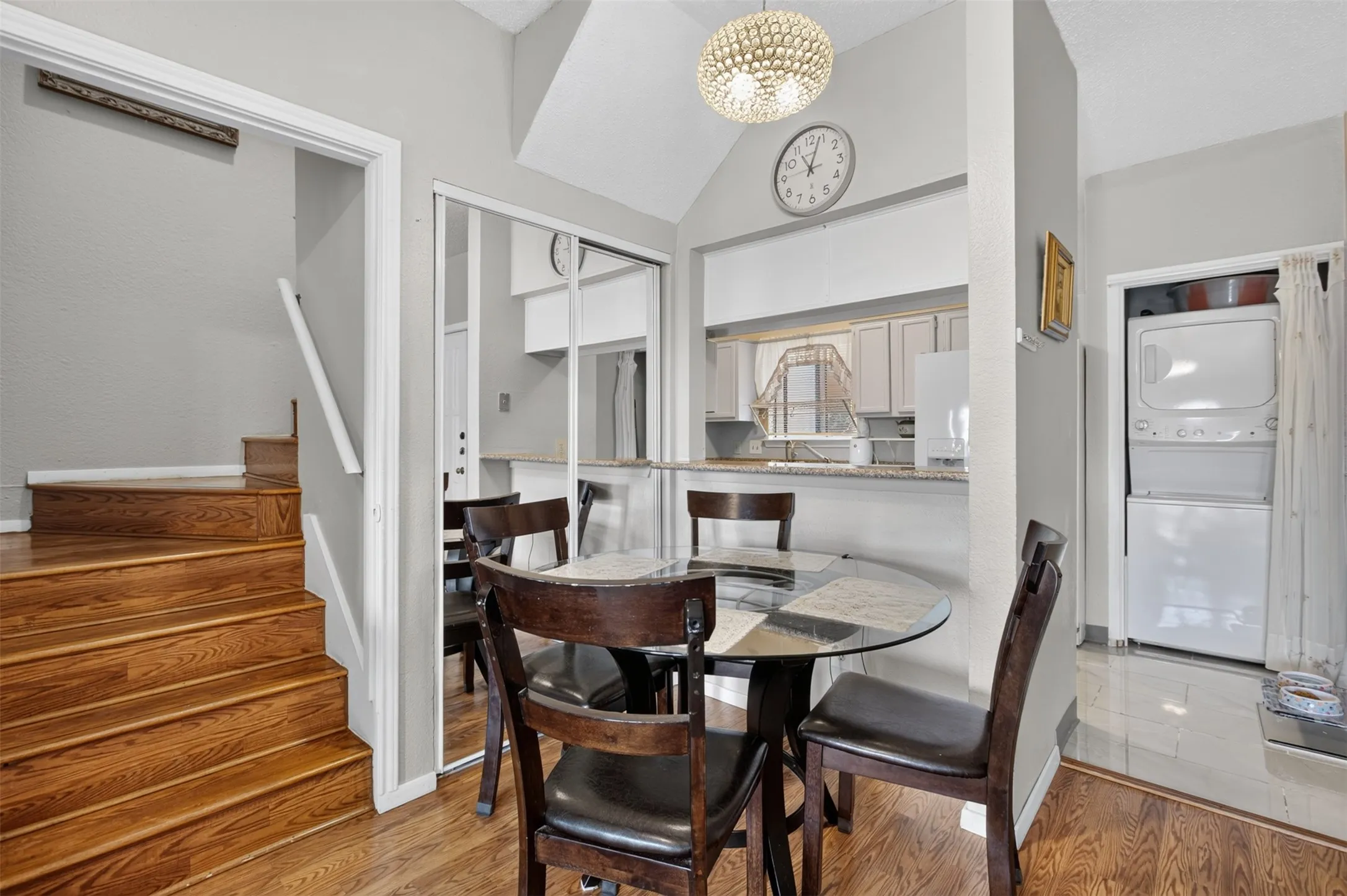 Condominium For Sale in Dallas County , 5550 Spring Valley Road G24, Dallas, Texas 75254, 2 Bedrooms, 2 Bathrooms, Garage spaces, 1,012 Sqft, built in 1983, Price $202,000, mls#21335803, Real Estate Agent in Dallas, Homes For Sale in Dallas county, Homes For Sale in Dallas, Realtor in Dallas Texas, Real Estate Brokerage Independent Realty Texas, Luminita Cordes Realtor