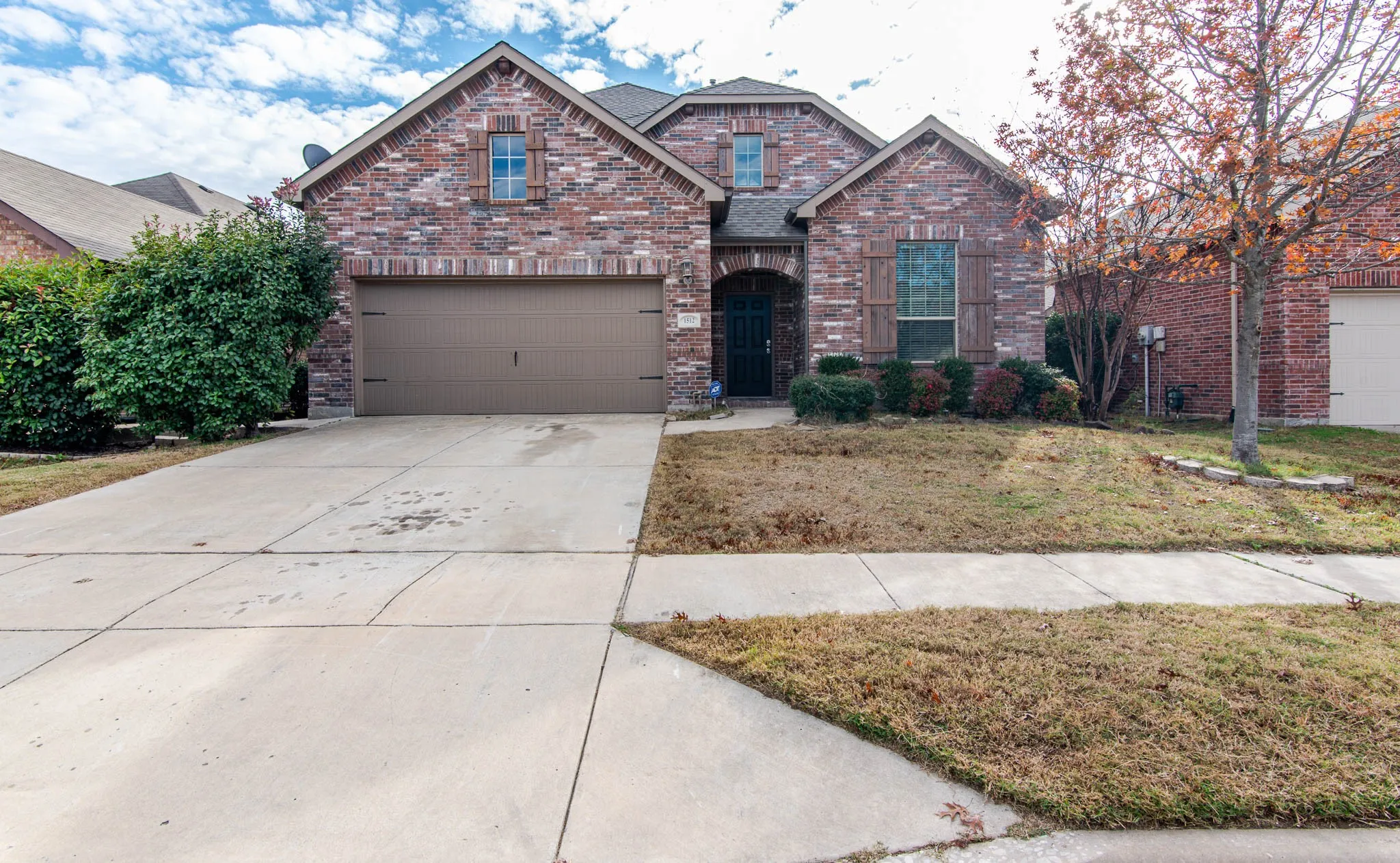 Single Family Residence For Rent in Denton County , 1512 Cockatiel Drive, Little Elm, Texas 75068, 5 Bedroom, 4 Bathroom, 2 Garage spaces, 3,606 Sqft, built in 2014, Price $3,195, mls#21335827, Real Estate Agent in Little Elm, Homes For Rent in Denton county, Homes For Rent in Little Elm, Realtor in Little Elm Texas, Real Estate Brokerage Independent Realty Texas, Luminita Cordes Realtor