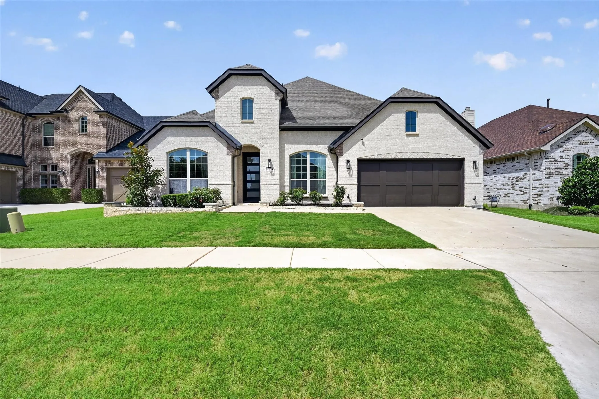 Single Family Residence For Sale in Denton County , 713 Sandbox Drive, Little Elm, Texas 76227, 4 Bedroom, 4 Bathroom, 3 Garage spaces, 2,948 Sqft, built in 2019, mls#21335825, Real Estate Agent in Little Elm, Homes For Sale in Denton county, Homes For Sale in Little Elm, Realtor in Little Elm Texas, Real Estate Brokerage Independent Realty Texas, Luminita Cordes Realtor