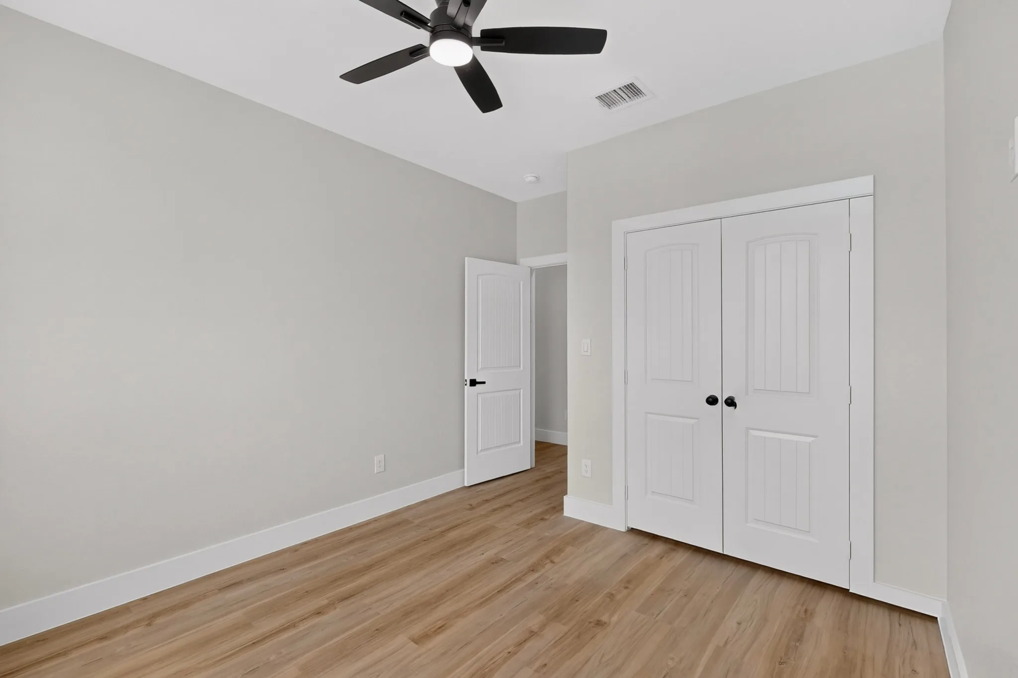 Single Family Residence For Sale in Navarro County , 205 COOL SPRINGS CIRCLE, Corsicana, Texas 75110, 4 Bedroom, 3 Bathroom, 2 Garage spaces, 2,067 Sqft, built in 2026, mls#21335833, Real Estate Agent in Corsicana, Homes For Sale in Navarro county, Homes For Sale in Corsicana, Realtor in Corsicana Texas, Real Estate Brokerage Independent Realty Texas, Luminita Cordes Realtor
