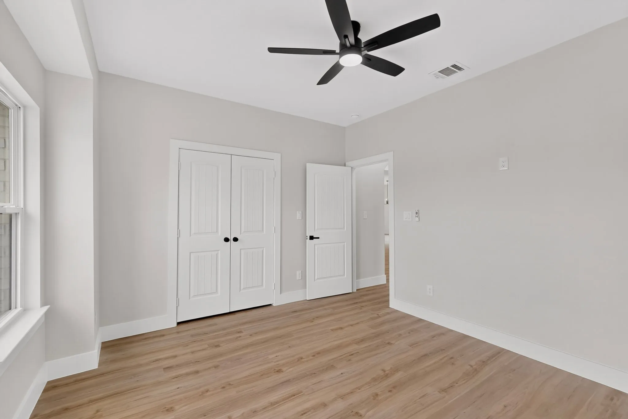 Single Family Residence For Sale in Navarro County , 205 COOL SPRINGS CIRCLE, Corsicana, Texas 75110, 4 Bedroom, 3 Bathroom, 2 Garage spaces, 2,067 Sqft, built in 2026, mls#21335833, Real Estate Agent in Corsicana, Homes For Sale in Navarro county, Homes For Sale in Corsicana, Realtor in Corsicana Texas, Real Estate Brokerage Independent Realty Texas, Luminita Cordes Realtor