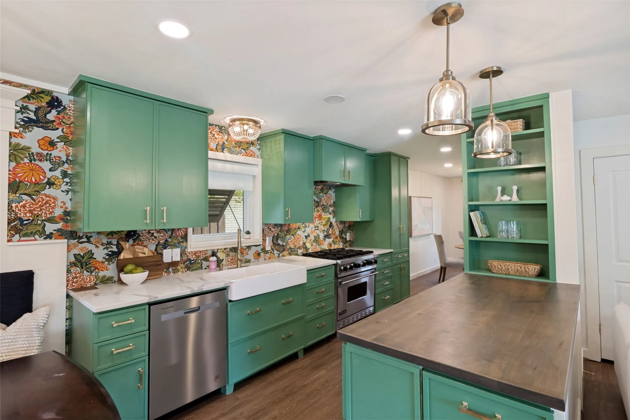 Single Family Residence For Sale in Dallas County , 1125 Pueblo Drive, Richardson, Texas 75080, 4 Bedroom, 3 Bathroom, 2 Garage spaces, 2,027 Sqft, built in 1966, mls#21328757, Real Estate Agent in Richardson, Homes For Sale in Dallas county, Homes For Sale in Richardson, Realtor in Richardson Texas, Real Estate Brokerage Independent Realty Texas, Luminita Cordes Realtor