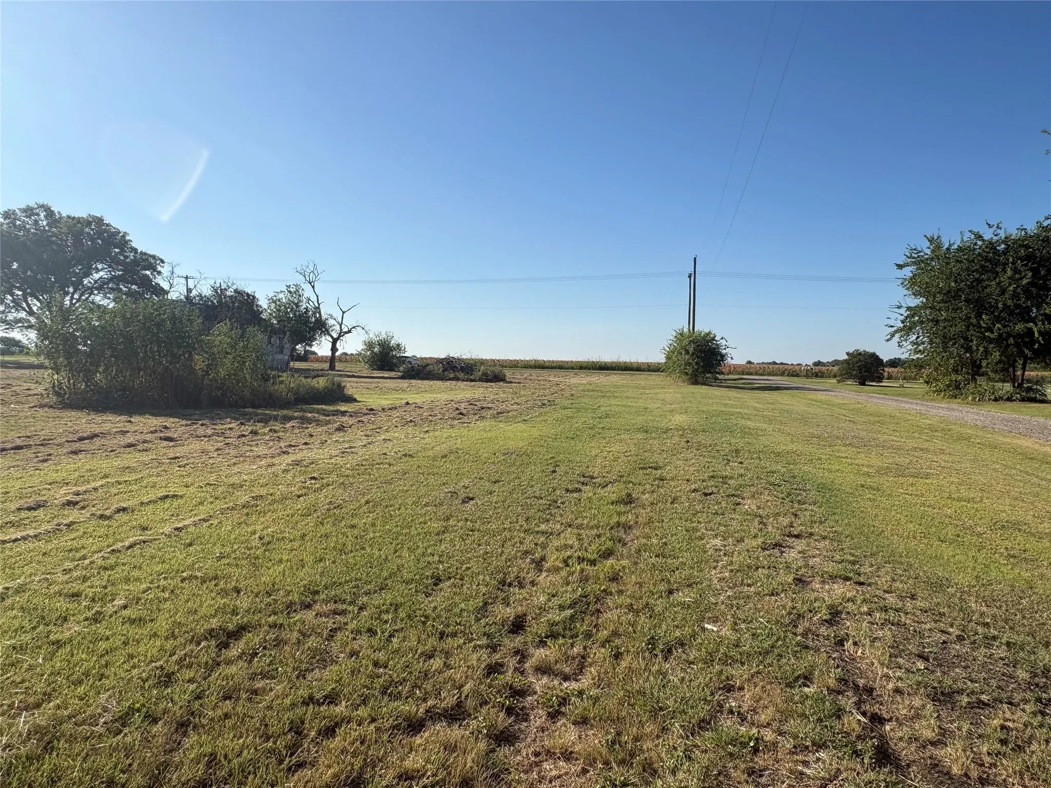 Single Family Residence For Sale in Mc Lennan County , 10847 Elk Road, Axtell, Texas 76624, 2 Bedroom, 1 Bathroom, Garage spaces, 1,102 Sqft, built in 1934, mls#21335637, Real Estate Agent in Axtell, Homes For Sale in Mc Lennan county, Homes For Sale in Axtell, Realtor in Axtell Texas, Real Estate Brokerage Independent Realty Texas, Luminita Cordes Realtor