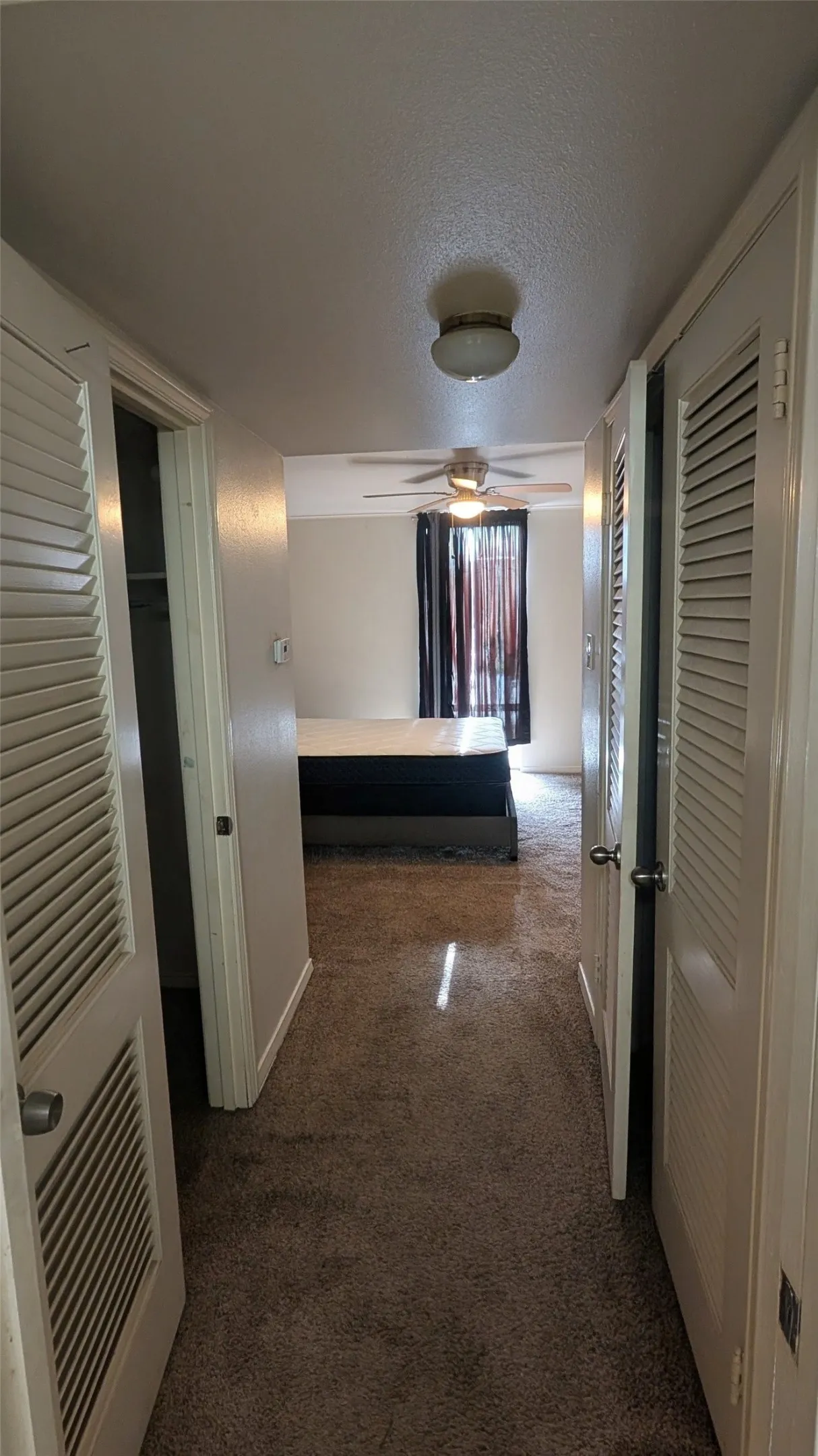 Condominium For Sale in Tarrant County , 556 E Avenue J B, Grand Prairie, Texas 75050, 3 Bedroom, 3 Bathroom, Garage spaces, 1,514 Sqft, built in 1968, mls#21332887, Real Estate Agent in Grand Prairie, Homes For Sale in Tarrant county, Homes For Sale in Grand Prairie, Realtor in Grand Prairie Texas, Real Estate Brokerage Independent Realty Texas, Luminita Cordes Realtor