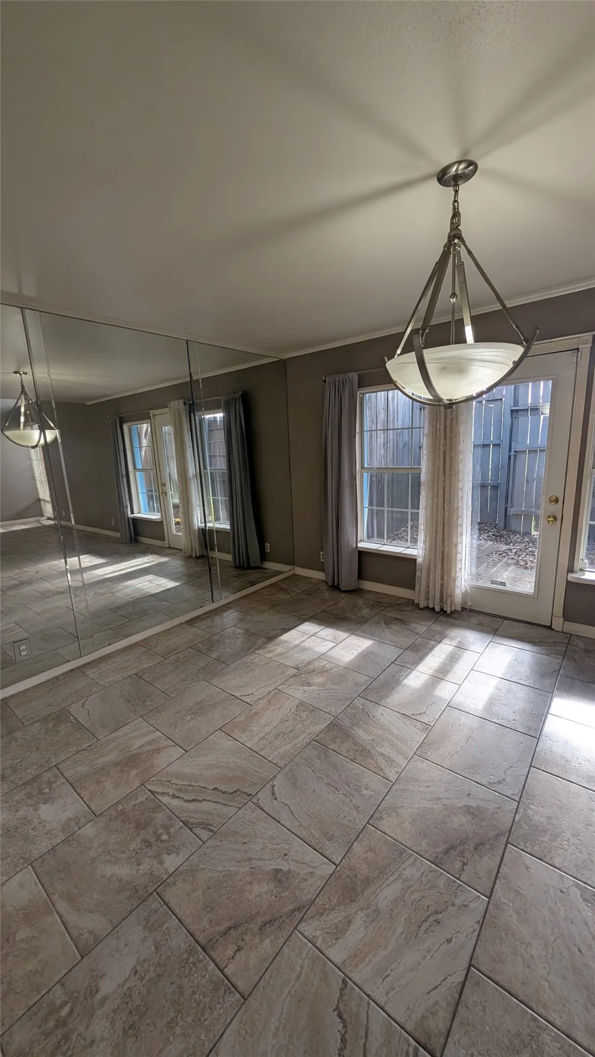 Condominium For Sale in Tarrant County , 556 E Avenue J B, Grand Prairie, Texas 75050, 3 Bedroom, 3 Bathroom, Garage spaces, 1,514 Sqft, built in 1968, mls#21332887, Real Estate Agent in Grand Prairie, Homes For Sale in Tarrant county, Homes For Sale in Grand Prairie, Realtor in Grand Prairie Texas, Real Estate Brokerage Independent Realty Texas, Luminita Cordes Realtor