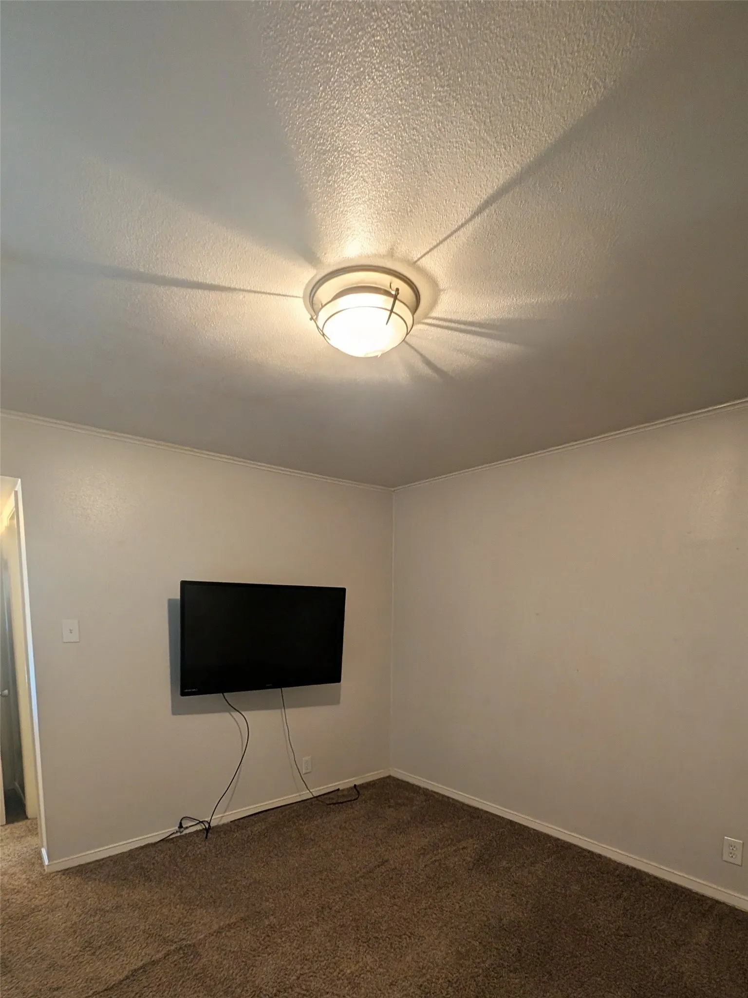 Condominium For Sale in Tarrant County , 556 E Avenue J B, Grand Prairie, Texas 75050, 3 Bedroom, 3 Bathroom, Garage spaces, 1,514 Sqft, built in 1968, mls#21332887, Real Estate Agent in Grand Prairie, Homes For Sale in Tarrant county, Homes For Sale in Grand Prairie, Realtor in Grand Prairie Texas, Real Estate Brokerage Independent Realty Texas, Luminita Cordes Realtor