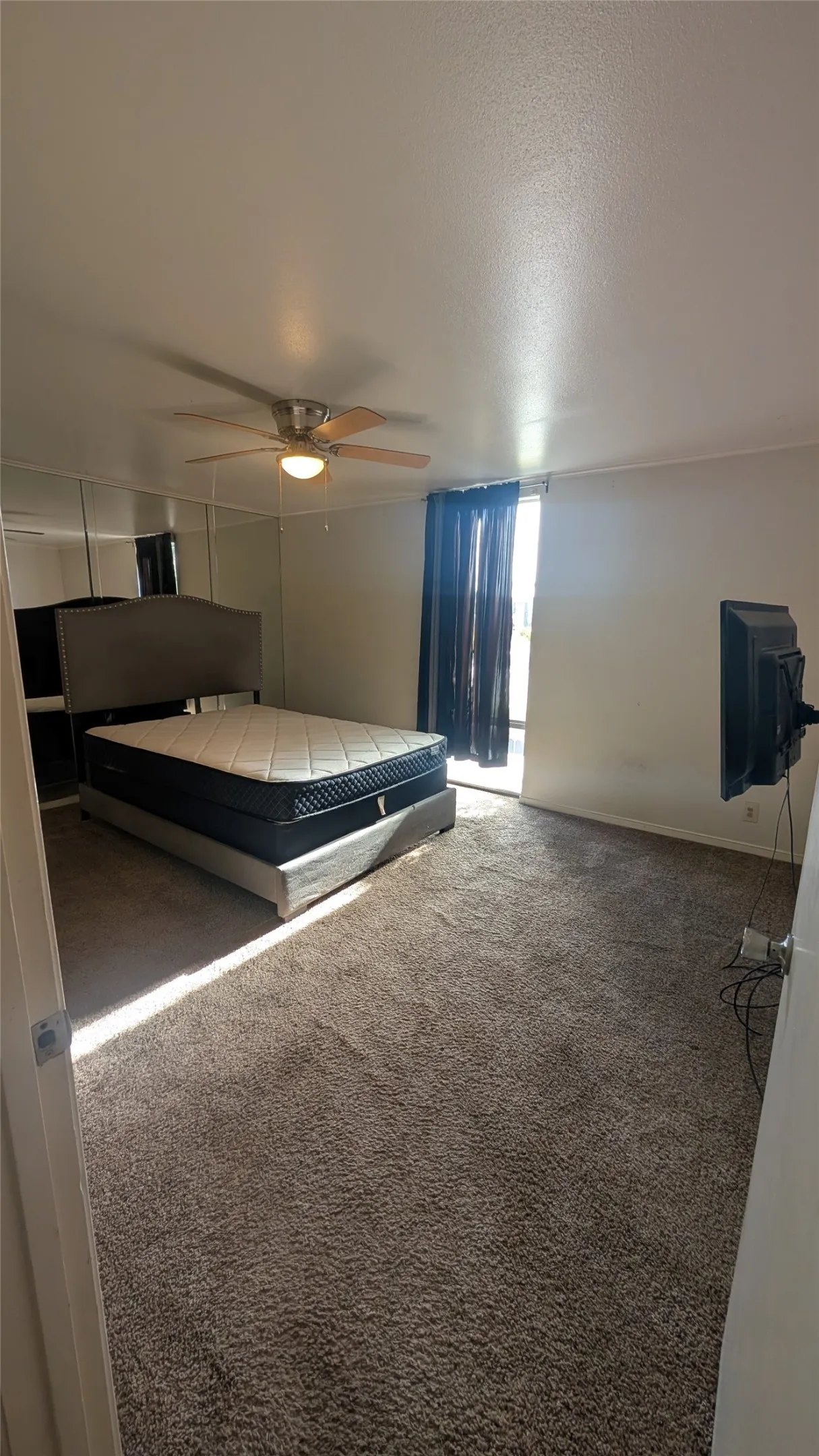 Condominium For Sale in Tarrant County , 556 E Avenue J B, Grand Prairie, Texas 75050, 3 Bedroom, 3 Bathroom, Garage spaces, 1,514 Sqft, built in 1968, mls#21332887, Real Estate Agent in Grand Prairie, Homes For Sale in Tarrant county, Homes For Sale in Grand Prairie, Realtor in Grand Prairie Texas, Real Estate Brokerage Independent Realty Texas, Luminita Cordes Realtor