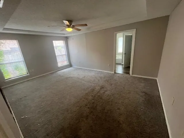 Single Family Residence For Sale in Tarrant County , 934 Robinwood Drive, Arlington, Texas 76017, 3 Bedroom, 2 Bathroom, 2 Garage spaces, 1,938 Sqft, built in 1985, mls#21335868, Real Estate Agent in Arlington, Homes For Sale in Tarrant county, Homes For Sale in Arlington, Realtor in Arlington Texas, Real Estate Brokerage Independent Realty Texas, Luminita Cordes Realtor