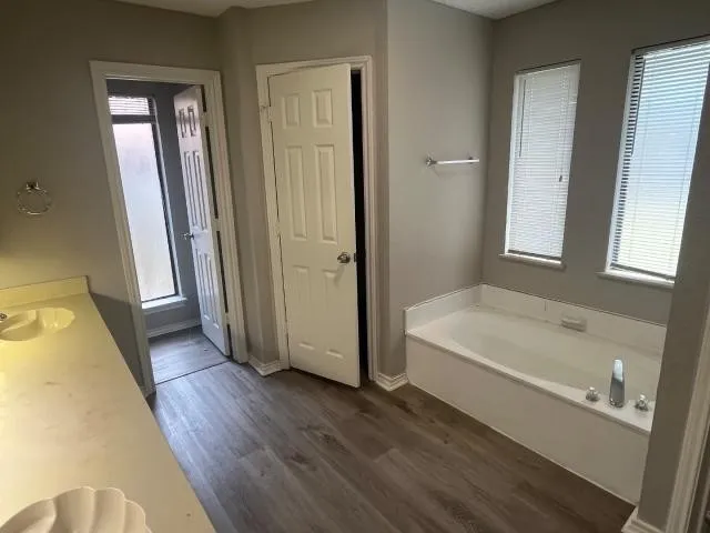 Single Family Residence For Sale in Tarrant County , 934 Robinwood Drive, Arlington, Texas 76017, 3 Bedroom, 2 Bathroom, 2 Garage spaces, 1,938 Sqft, built in 1985, mls#21335868, Real Estate Agent in Arlington, Homes For Sale in Tarrant county, Homes For Sale in Arlington, Realtor in Arlington Texas, Real Estate Brokerage Independent Realty Texas, Luminita Cordes Realtor