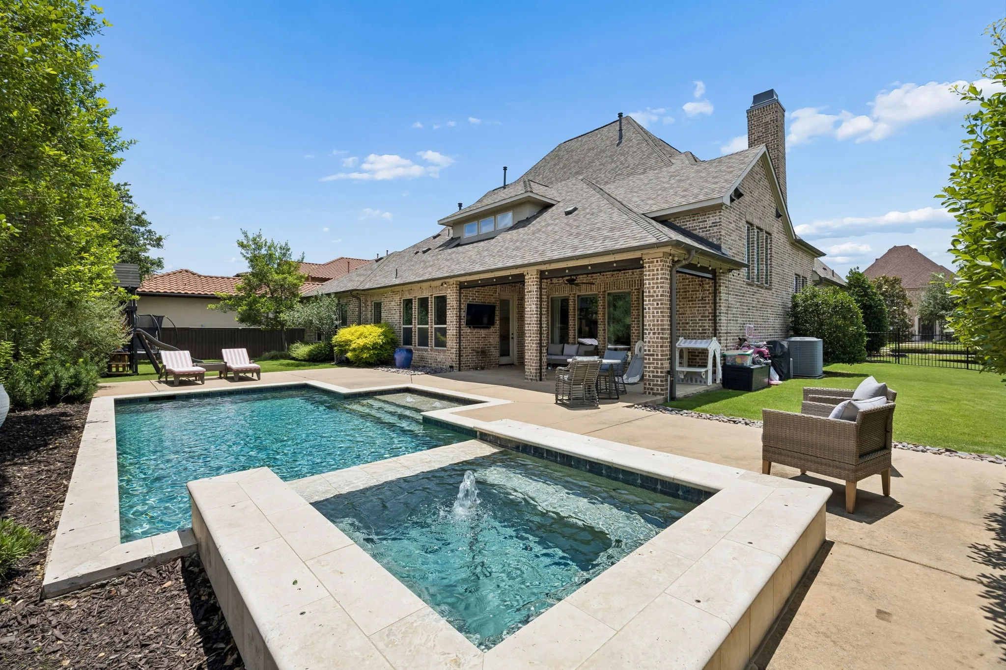 Single Family Residence For Sale in Denton County , 3812 Shady Creek Court, Frisco, Texas 75033, 4 Bedroom, 5 Bathroom, 3 Garage spaces, 4,569 Sqft, built in 2014, mls#21333021, Real Estate Agent in Frisco, Homes For Sale in Denton county, Homes For Sale in Frisco, Realtor in Frisco Texas, Real Estate Brokerage Independent Realty Texas, Luminita Cordes Realtor