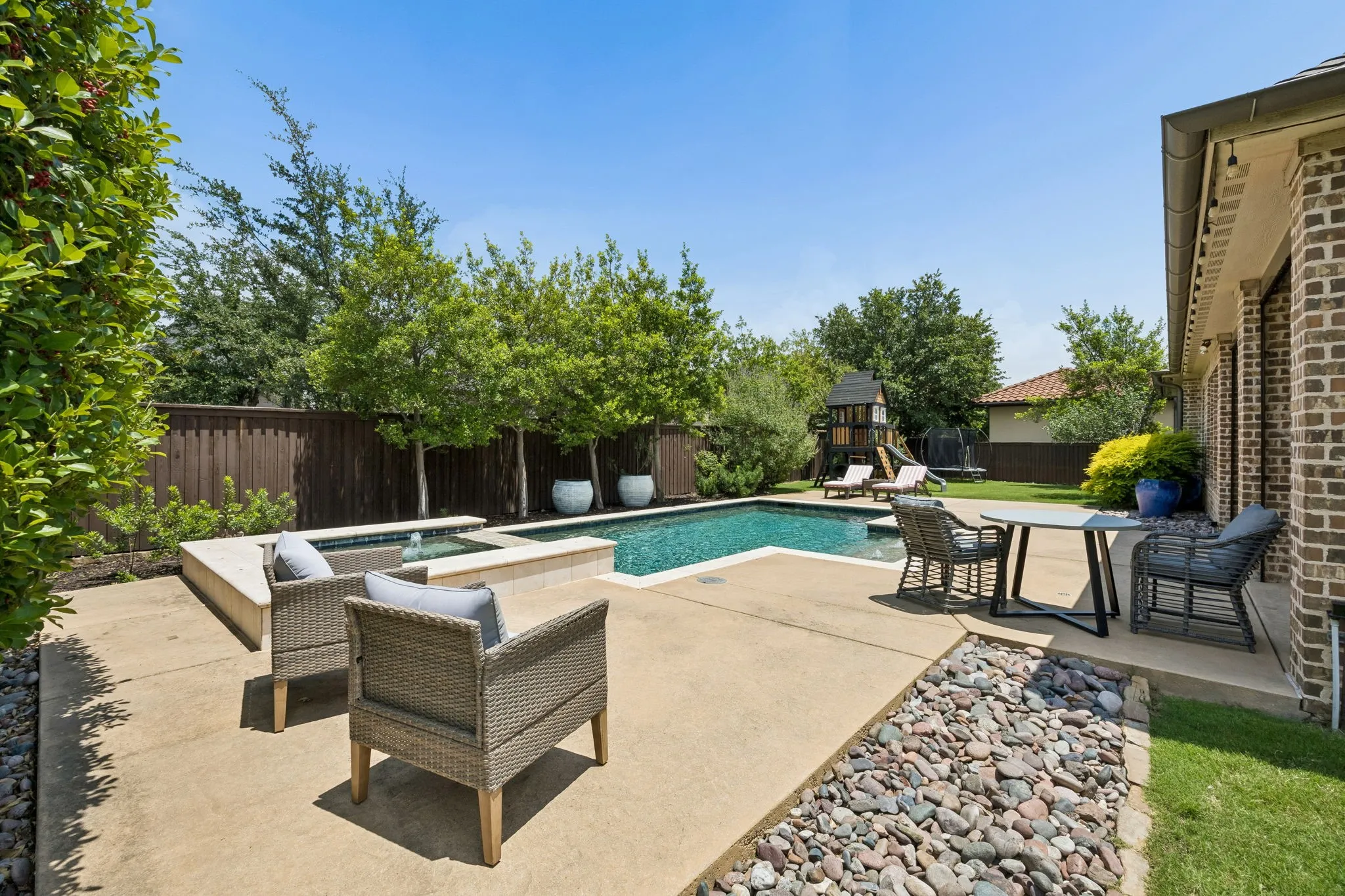 Single Family Residence For Sale in Denton County , 3812 Shady Creek Court, Frisco, Texas 75033, 4 Bedroom, 5 Bathroom, 3 Garage spaces, 4,569 Sqft, built in 2014, mls#21333021, Real Estate Agent in Frisco, Homes For Sale in Denton county, Homes For Sale in Frisco, Realtor in Frisco Texas, Real Estate Brokerage Independent Realty Texas, Luminita Cordes Realtor